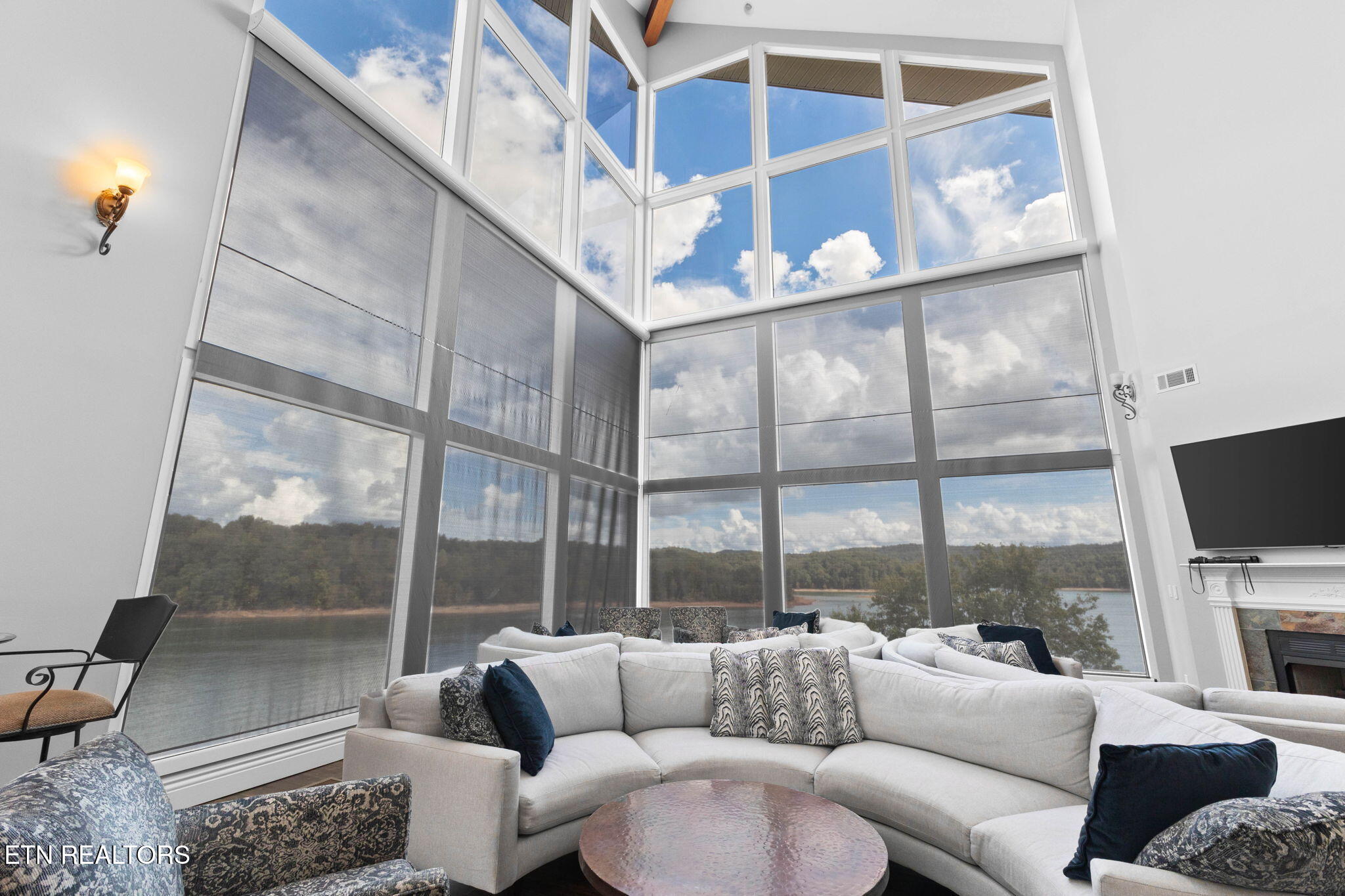 643 Crown Pointe Road Lafollette TN 37766