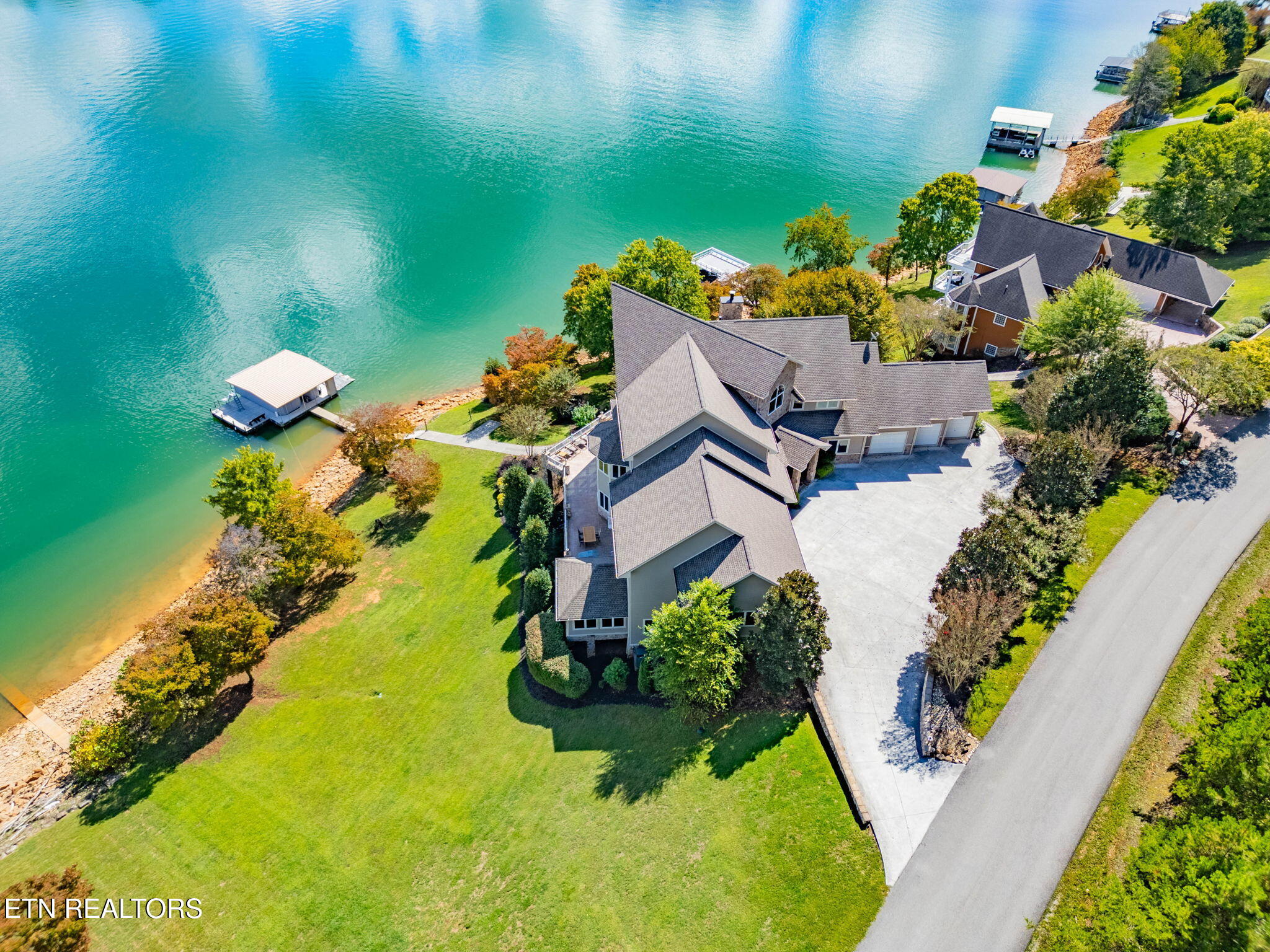 643 Crown Pointe Road Lafollette TN 37766