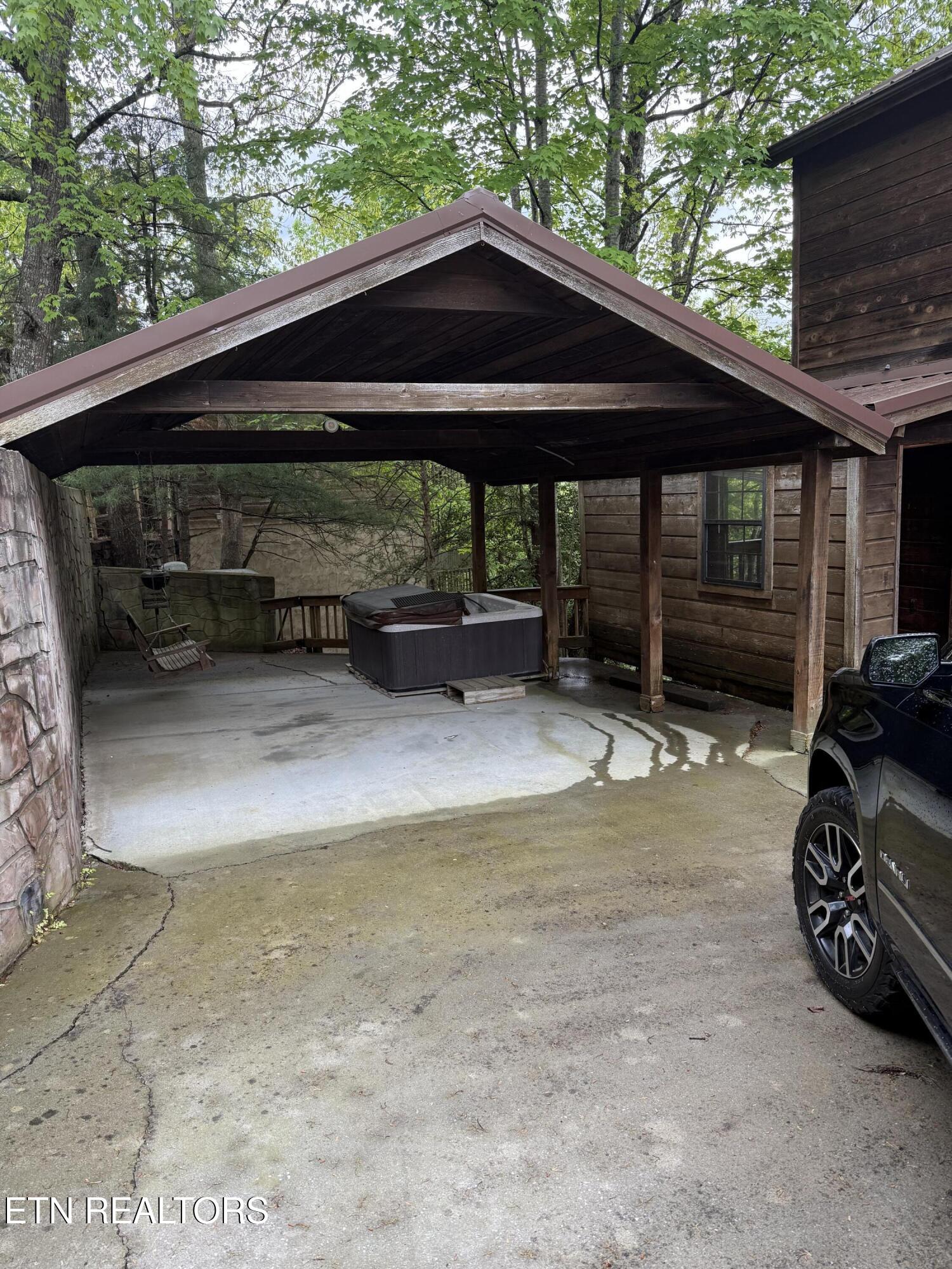2006 Regans Ridge Way Sevierville TN 37876