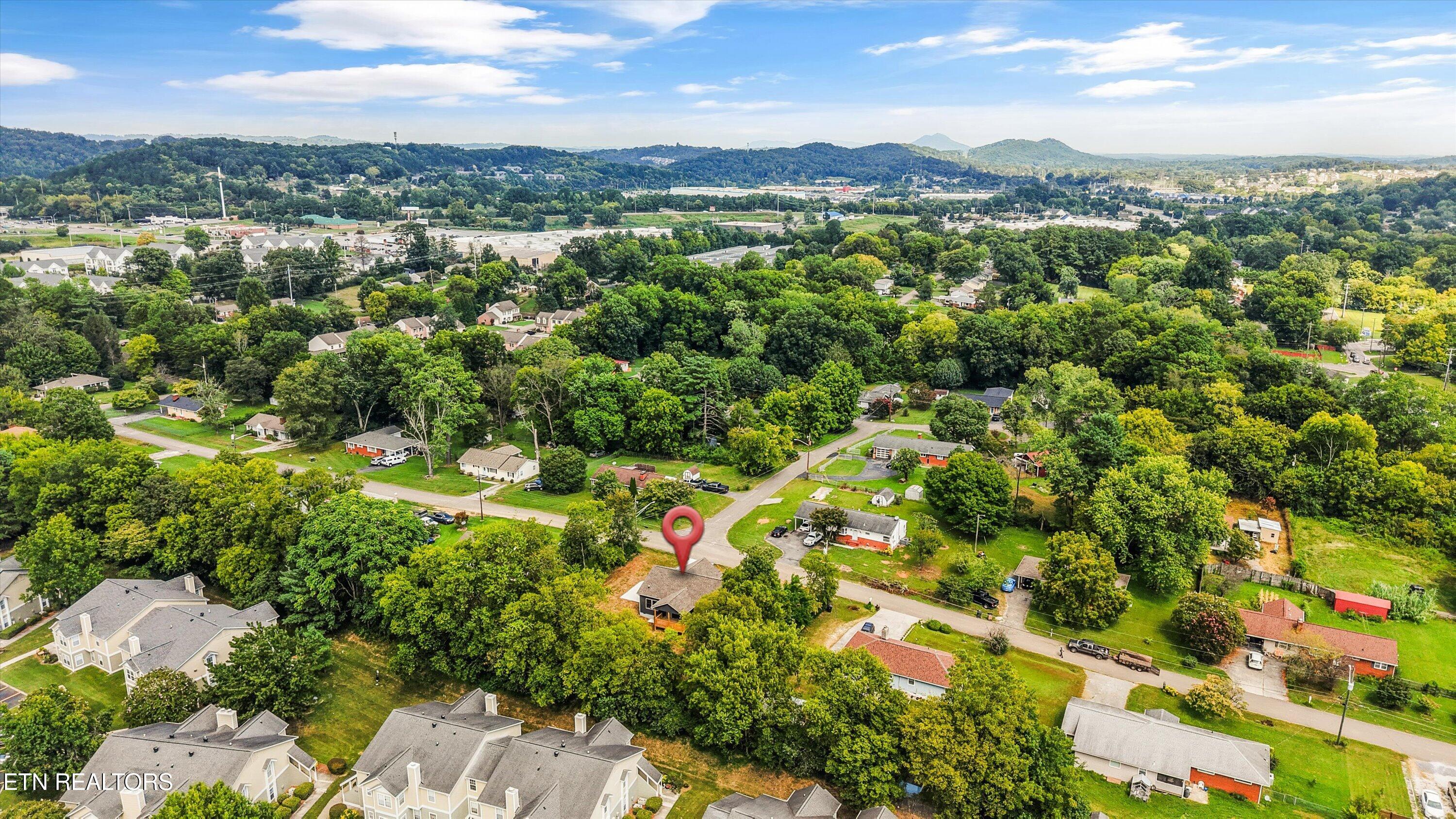 3021 Shelbourne Road Knoxville TN 37917