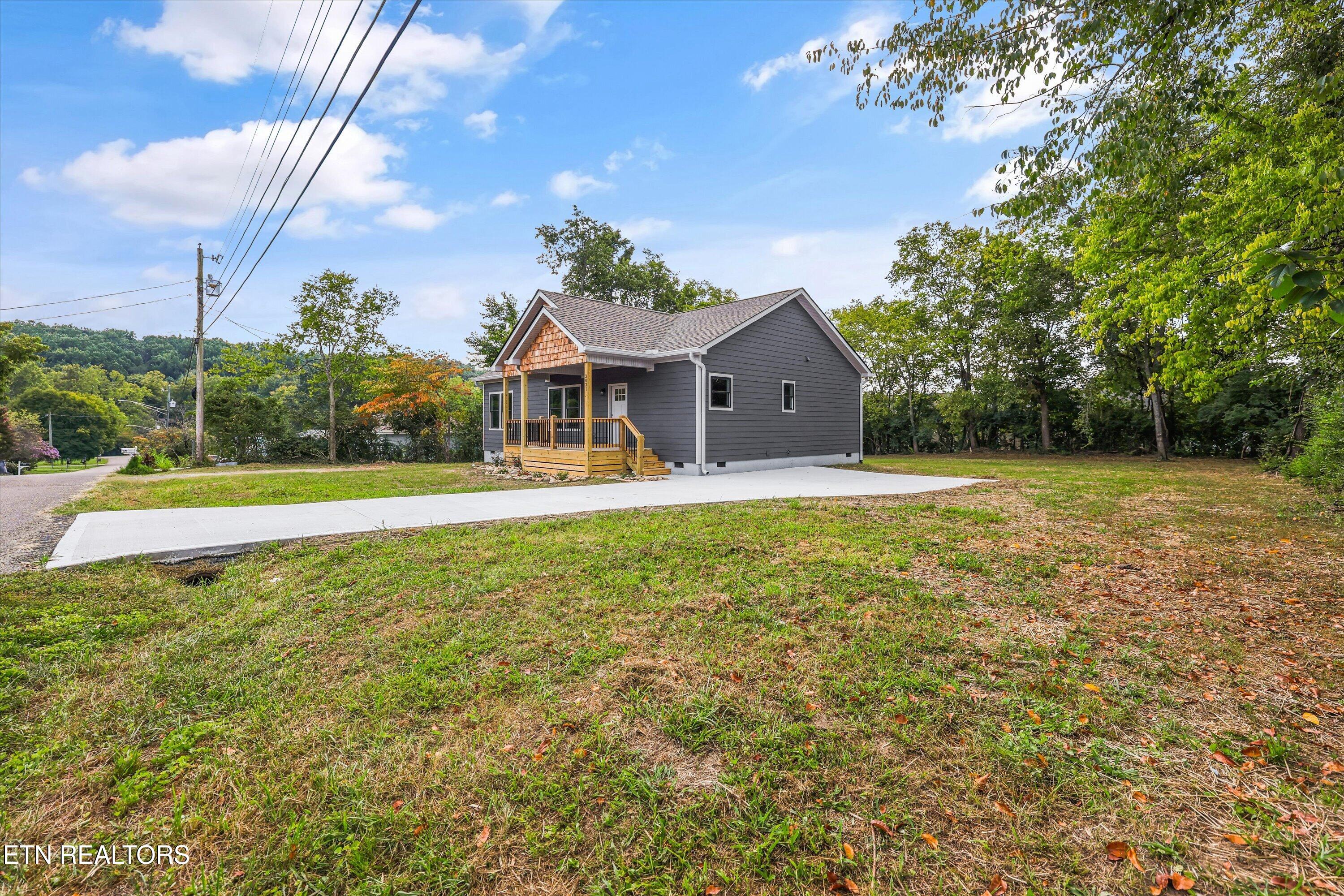 3021 Shelbourne Road Knoxville TN 37917