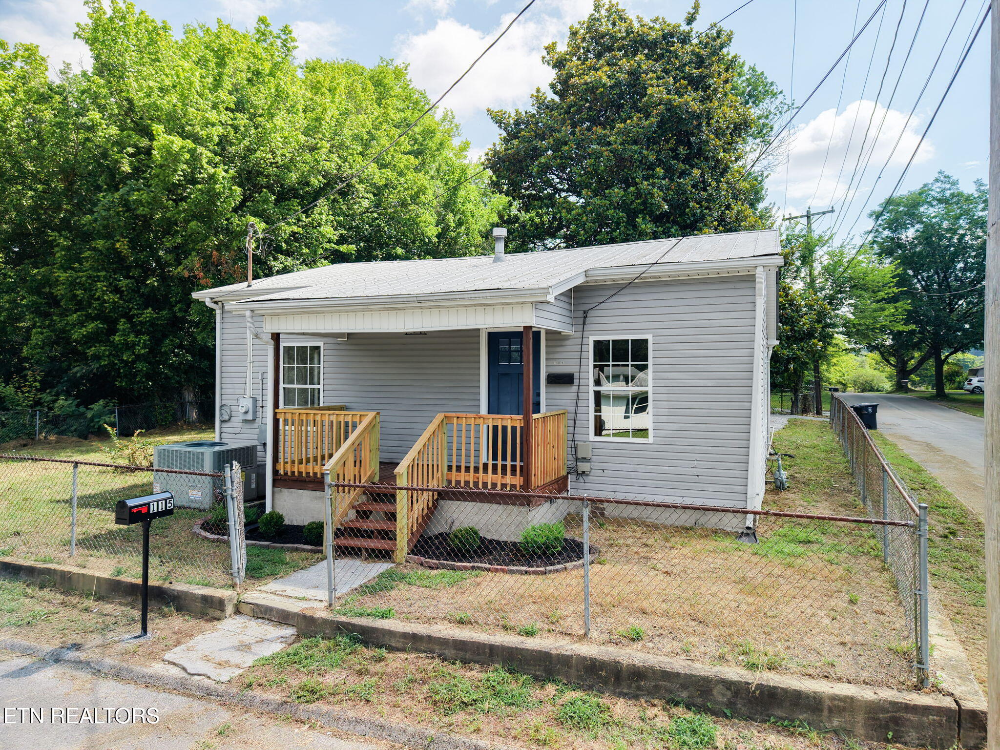 115 Ray Street Athens TN 37303