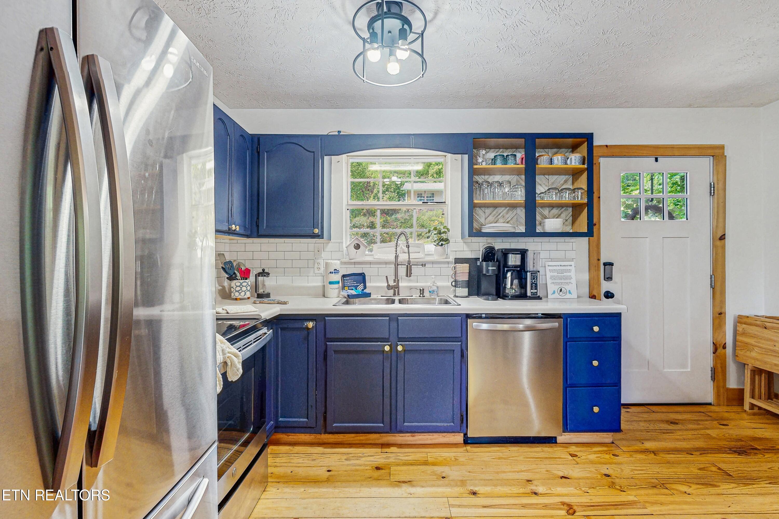 1949 Shady Grove Road Sevierville TN 37876
