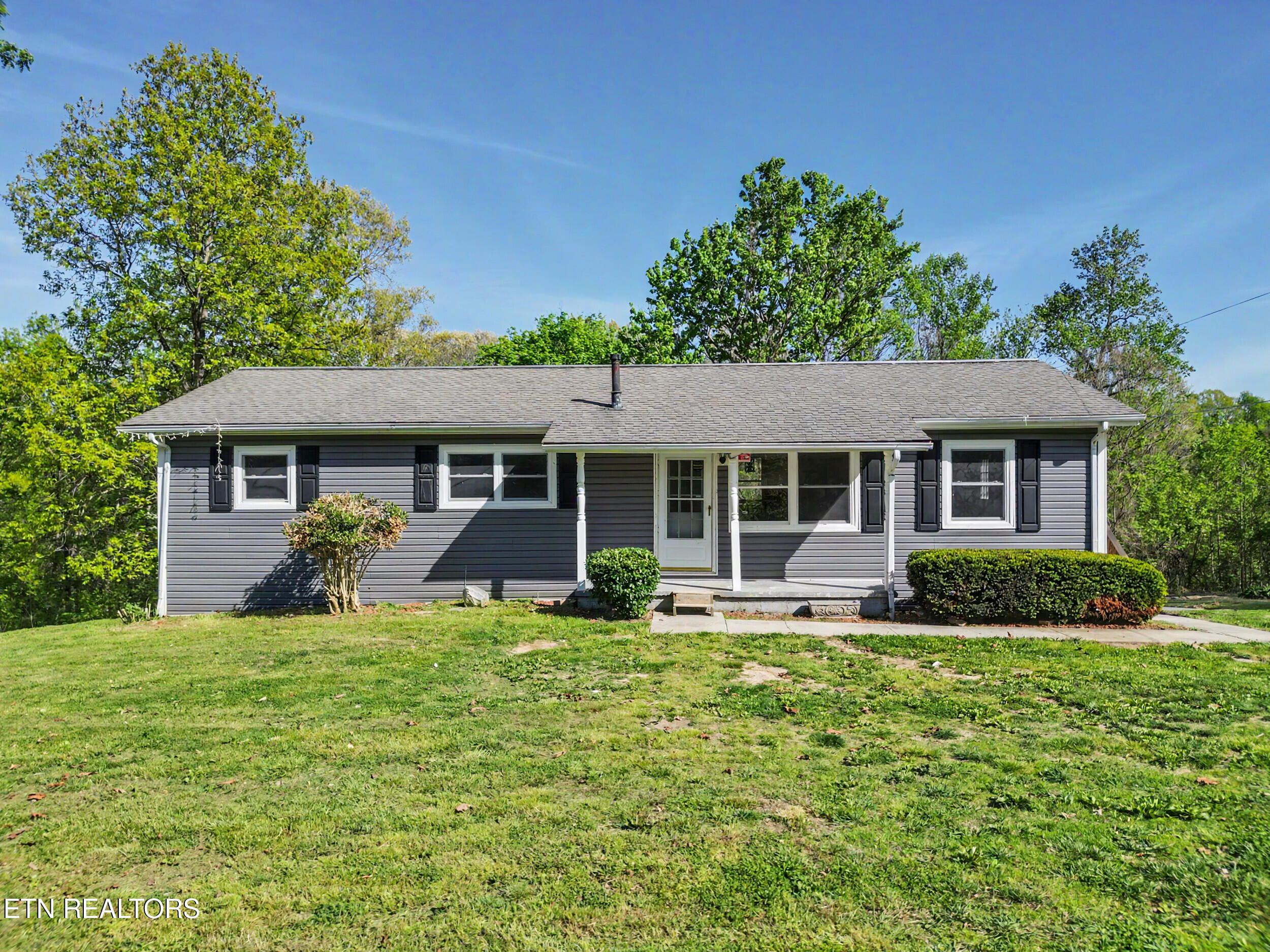 138 S Gaylor Road Lafollette TN 37766