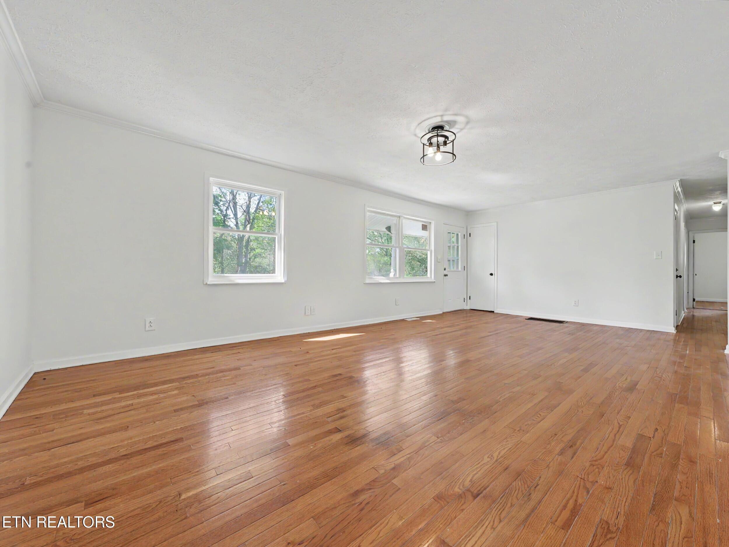 138 S Gaylor Road Lafollette TN 37766