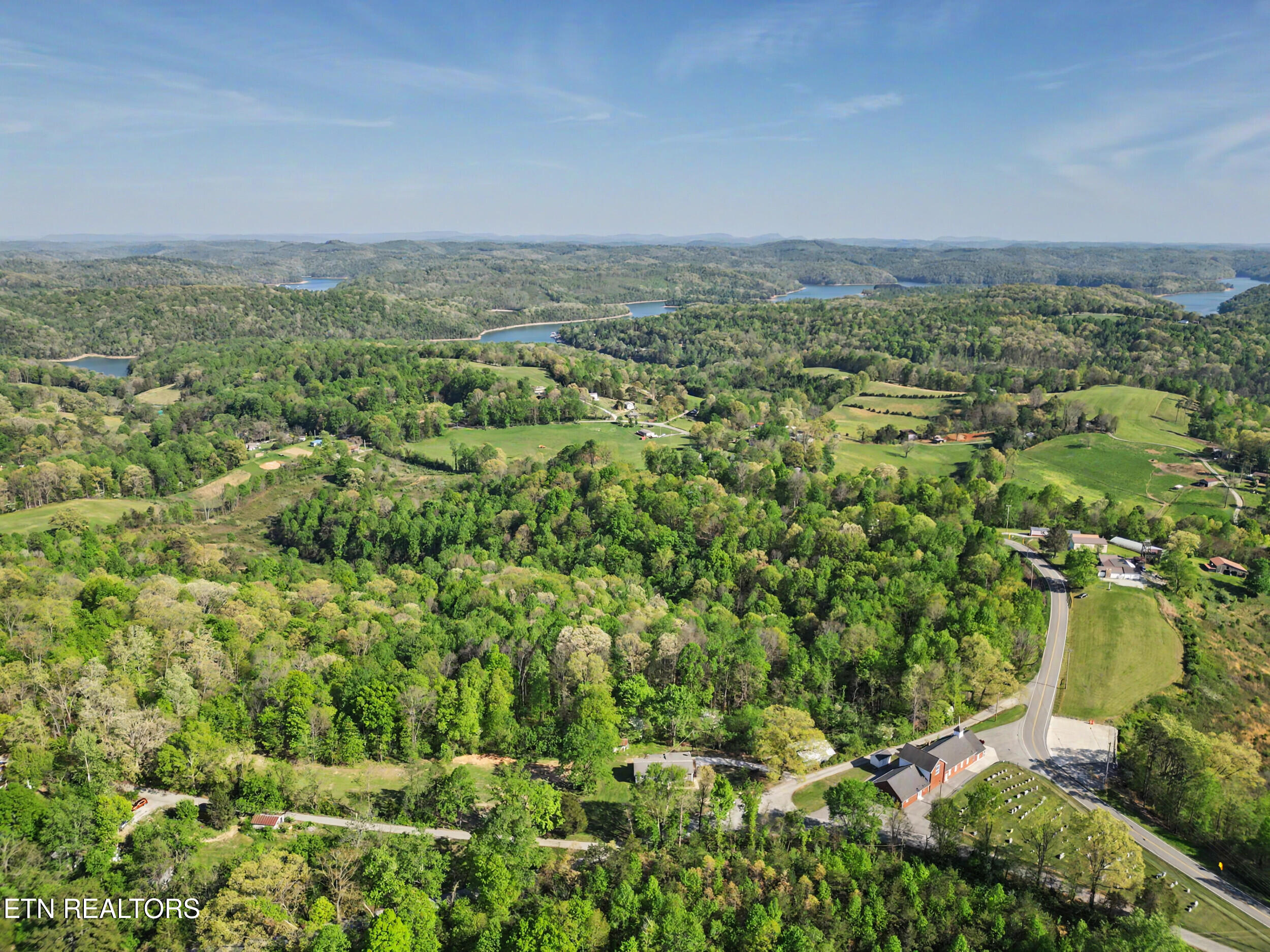 138 S Gaylor Road Lafollette TN 37766