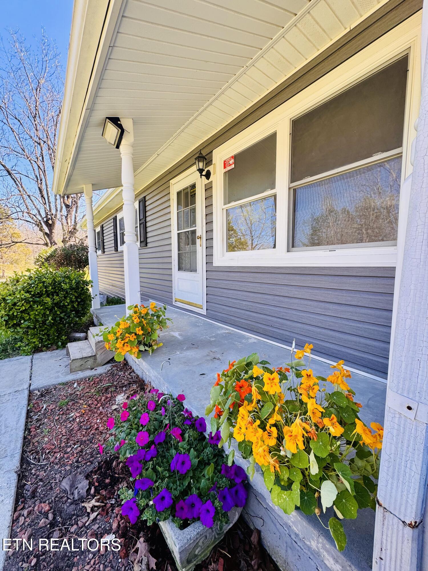 138 S Gaylor Road Lafollette TN 37766