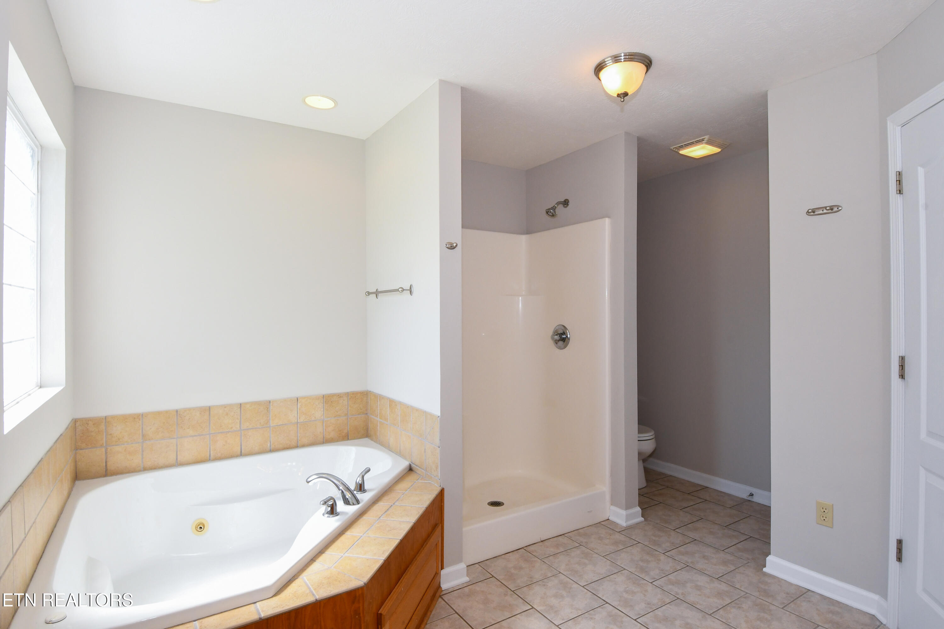 105 Lunker Lane Louisville TN 37777