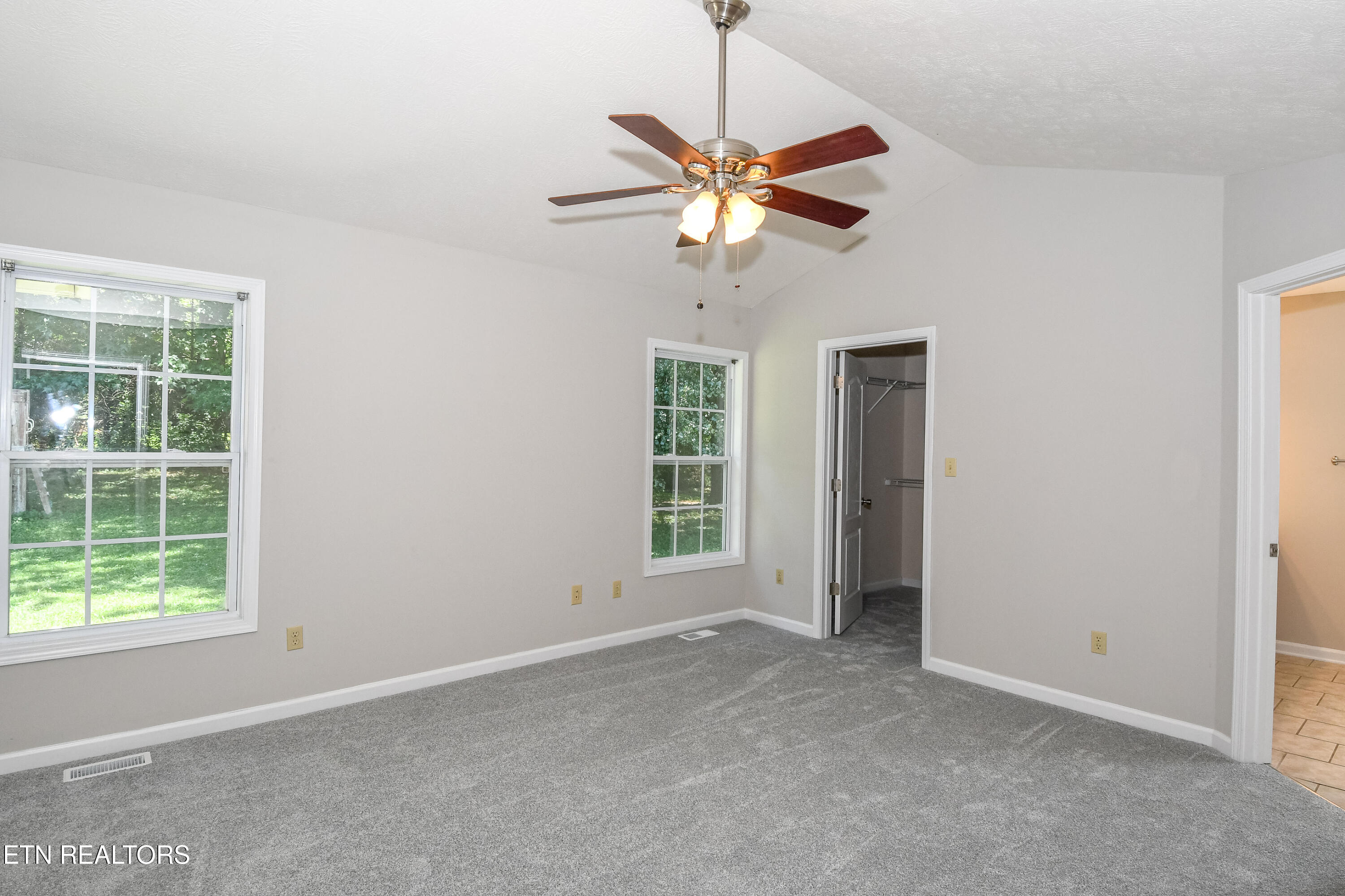 105 Lunker Lane Louisville TN 37777