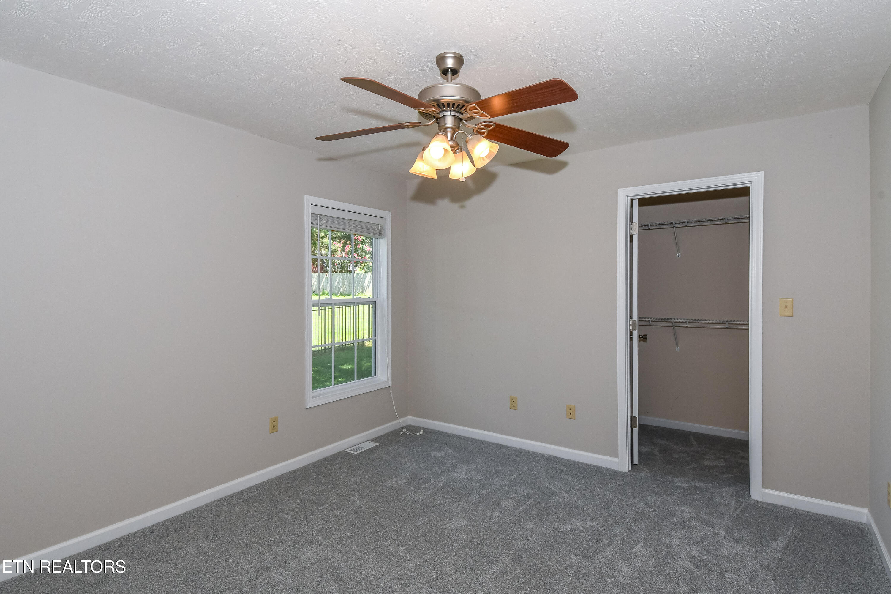 105 Lunker Lane Louisville TN 37777