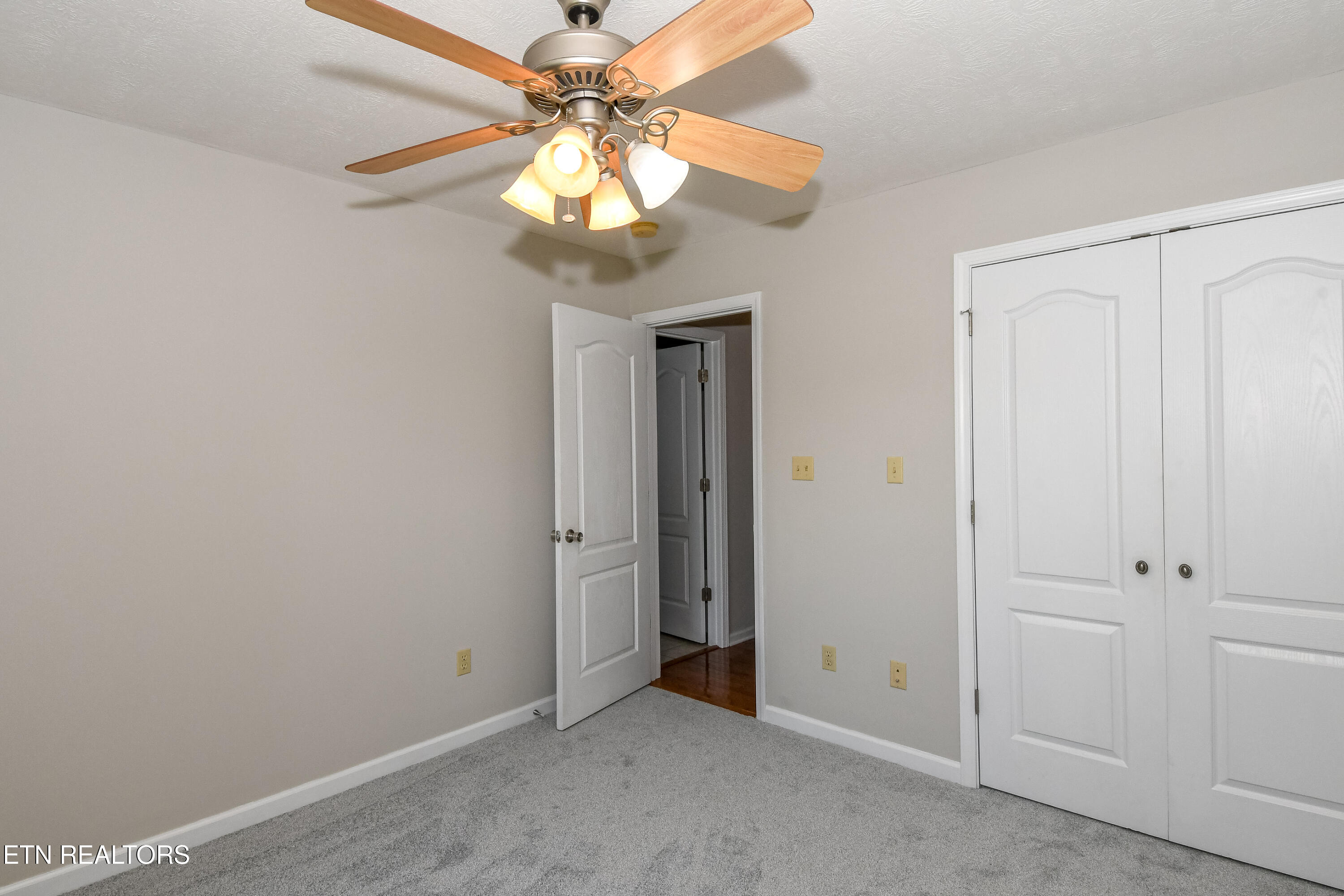105 Lunker Lane Louisville TN 37777
