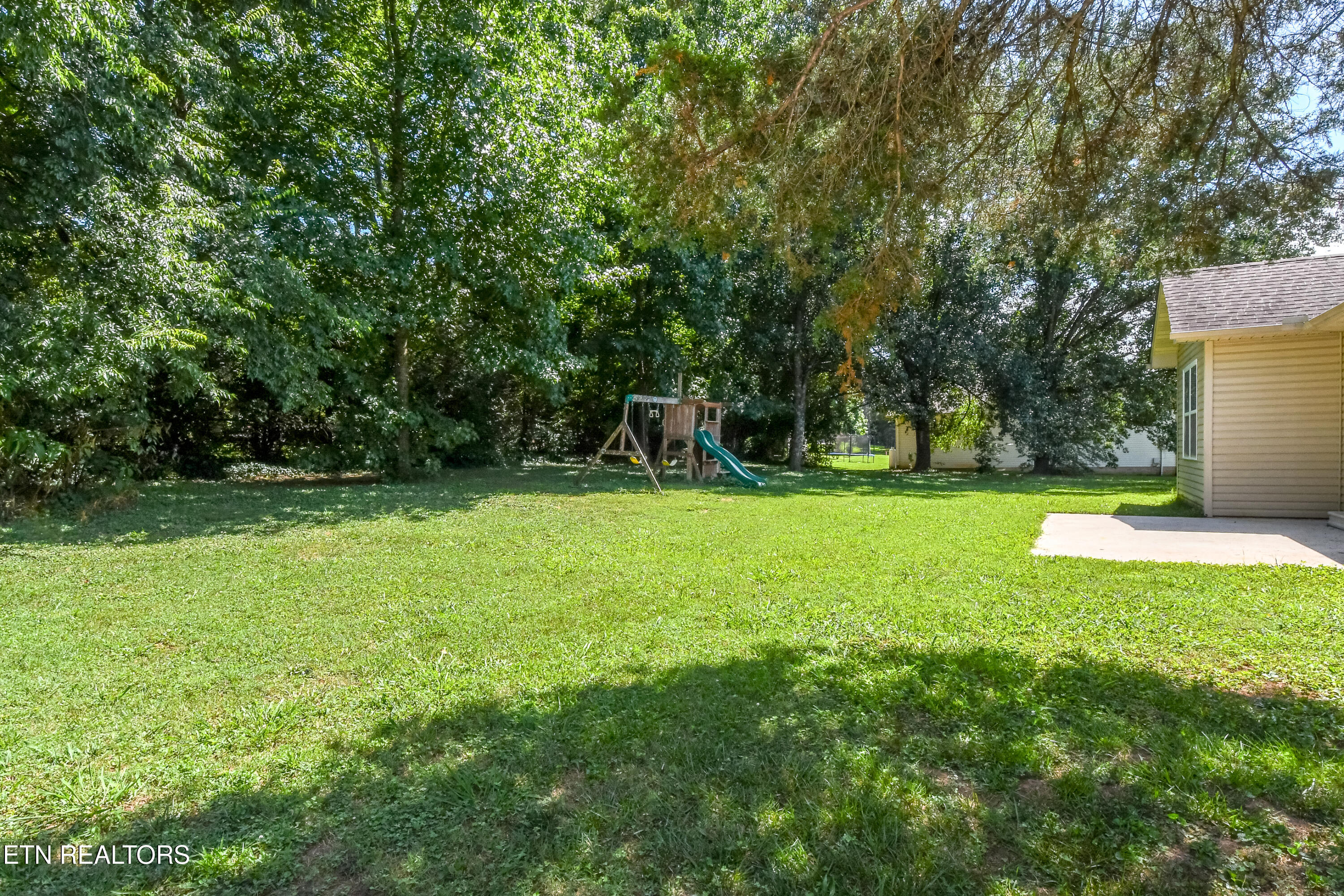 105 Lunker Lane Louisville TN 37777