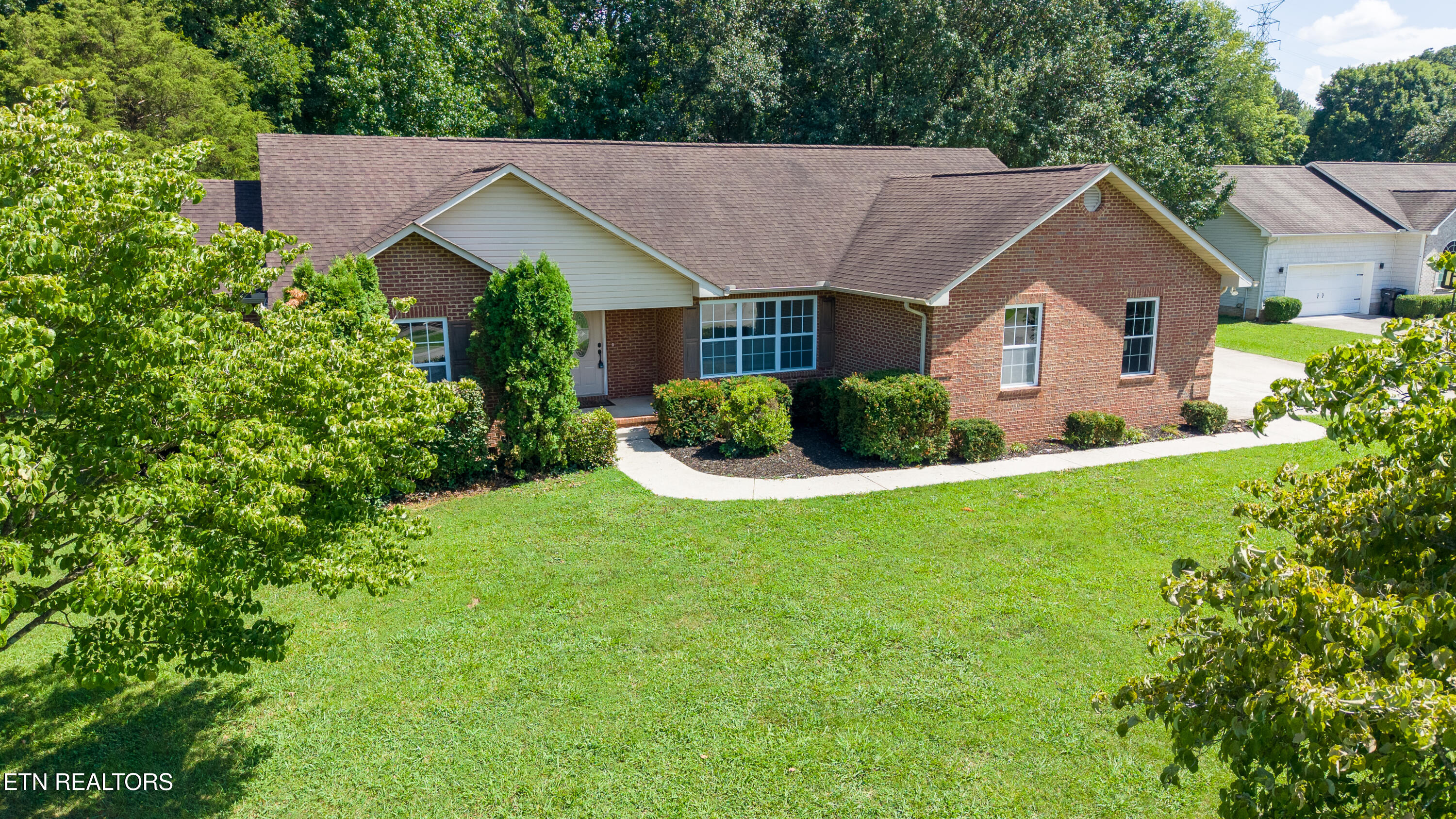105 Lunker Lane Louisville TN 37777