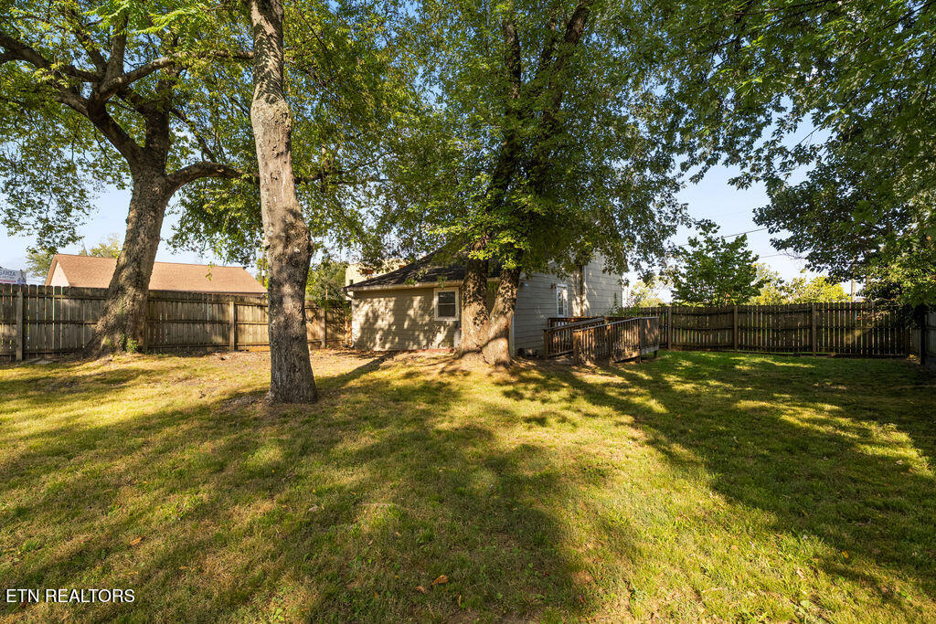 911 University Avenue Knoxville TN 37921