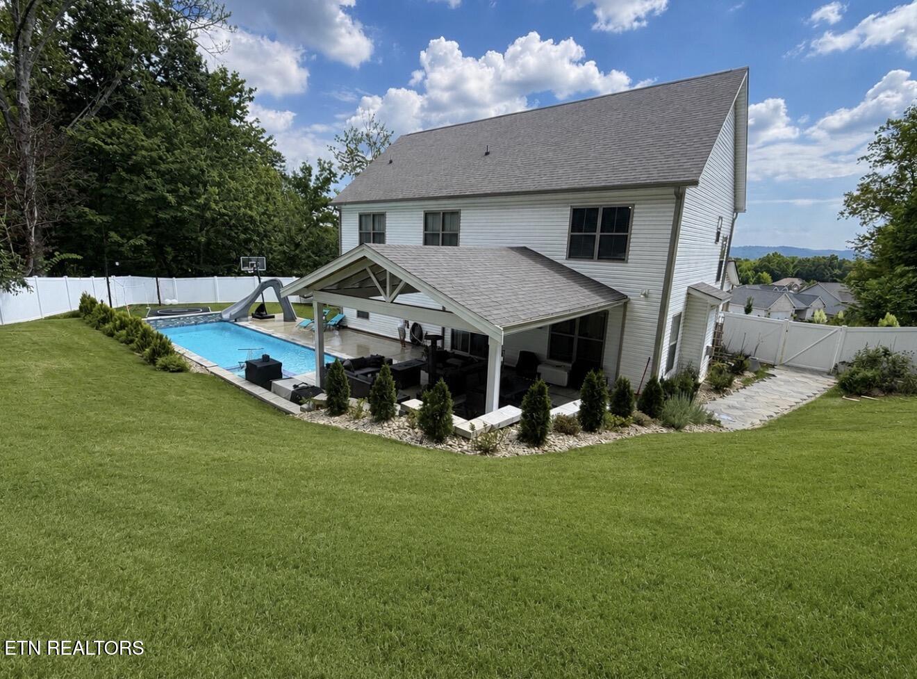 8139 Vassar Lane Knoxville TN 37938