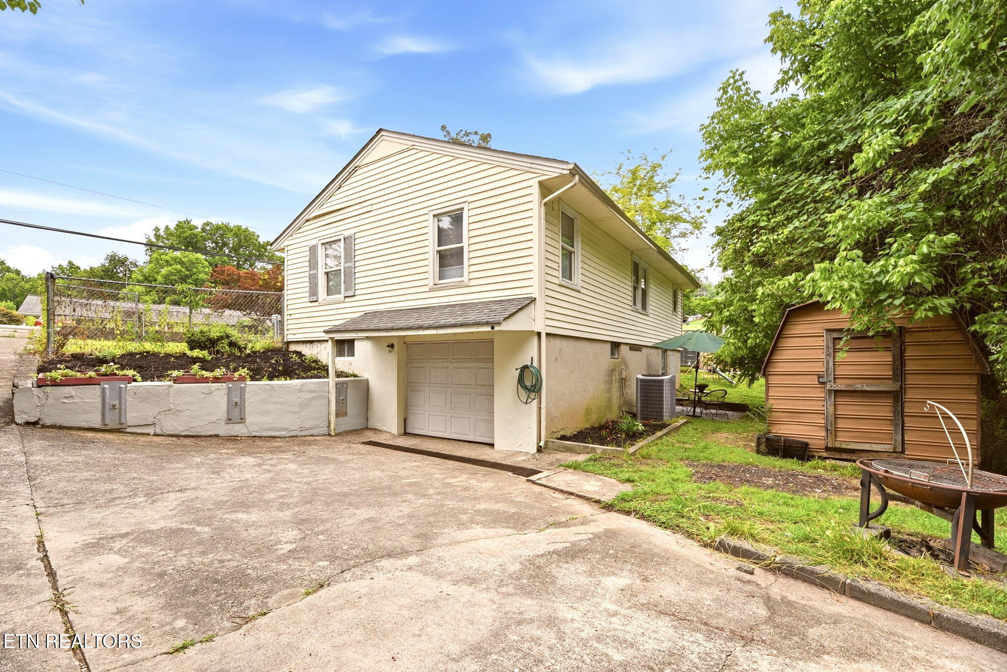 614 Scenic Drive Kingston TN 37763