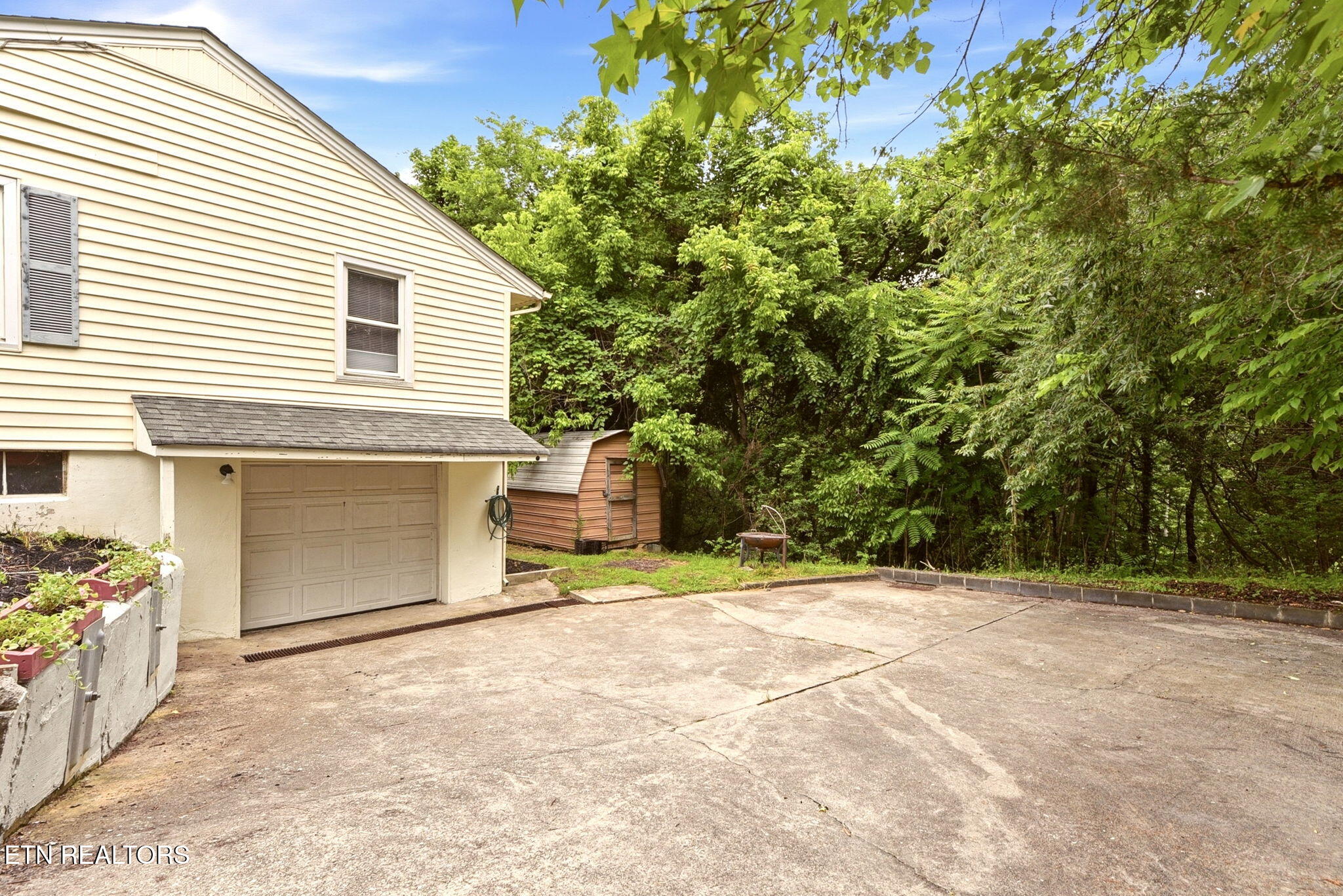 614 Scenic Drive Kingston TN 37763
