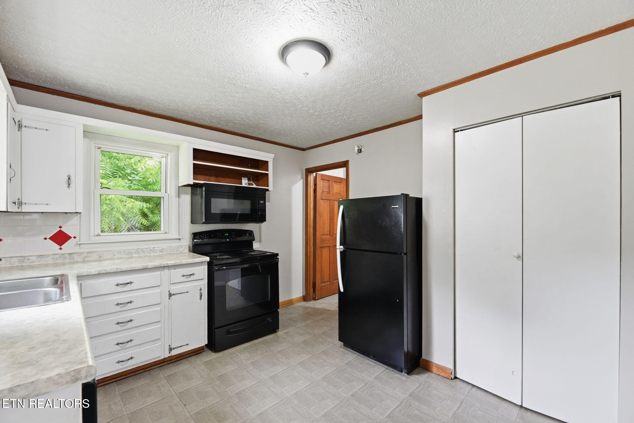 614 Scenic Drive Kingston TN 37763