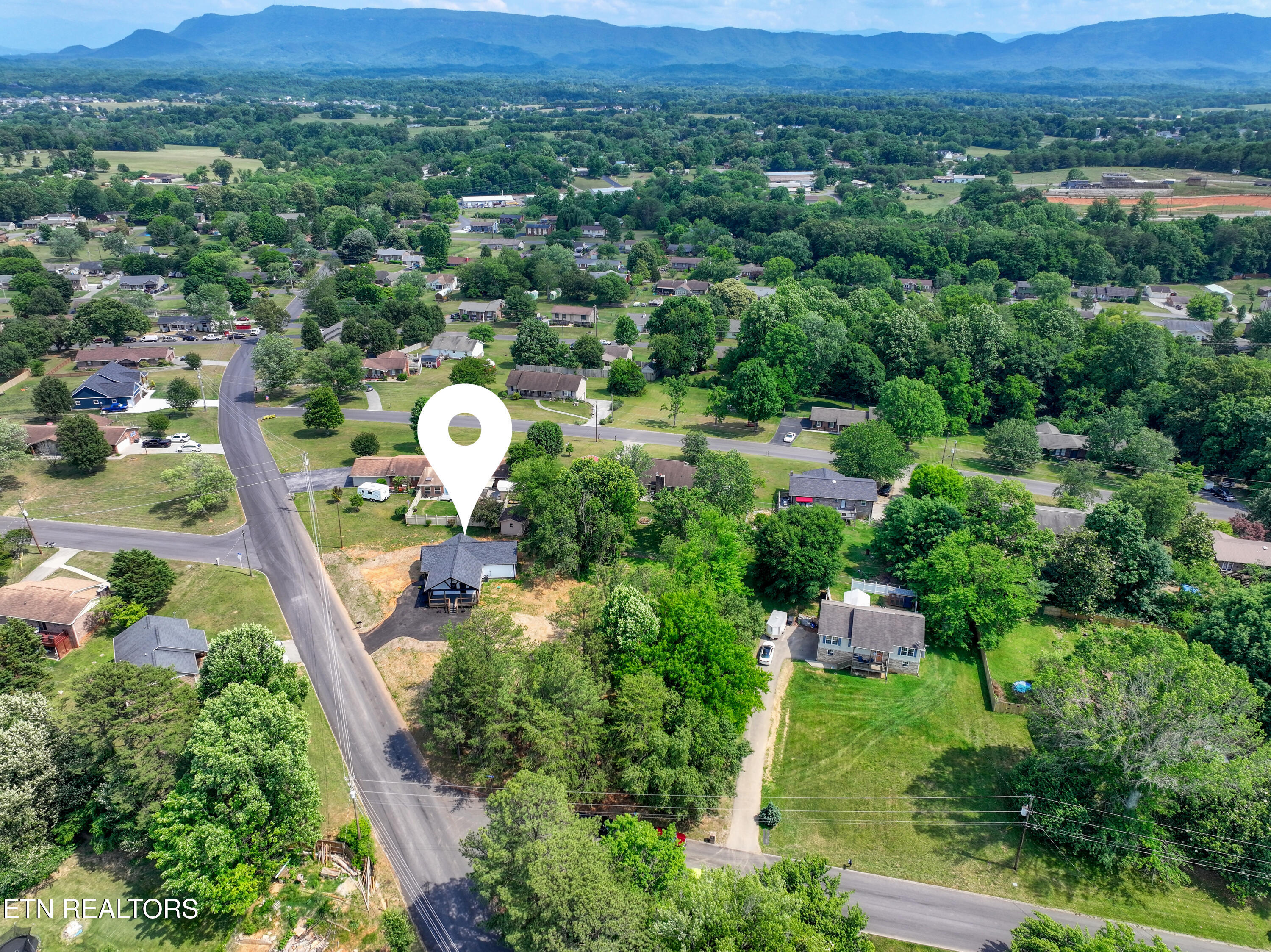 447 Cherokee Hills Road Seymour TN 37865