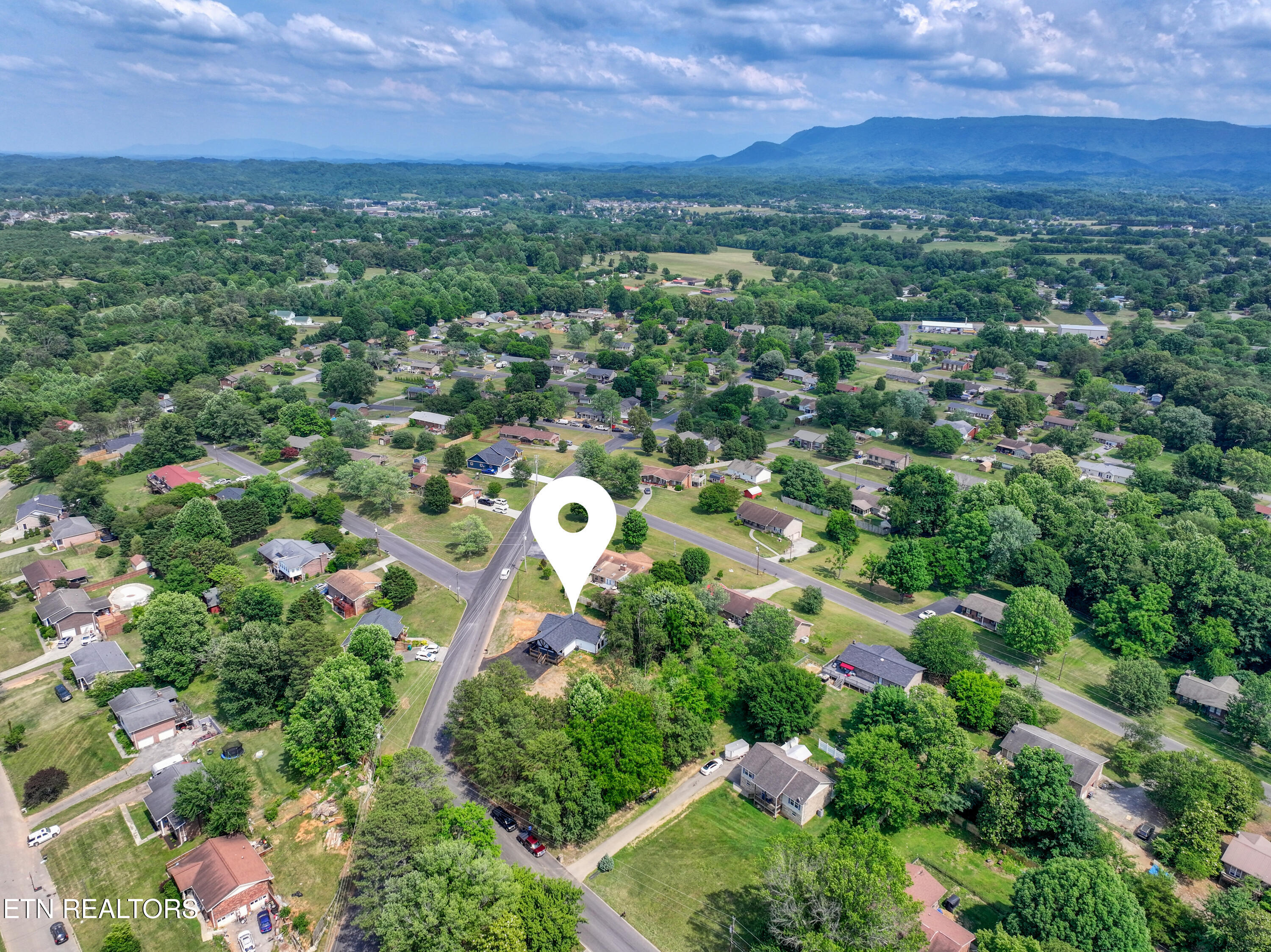 447 Cherokee Hills Road Seymour TN 37865
