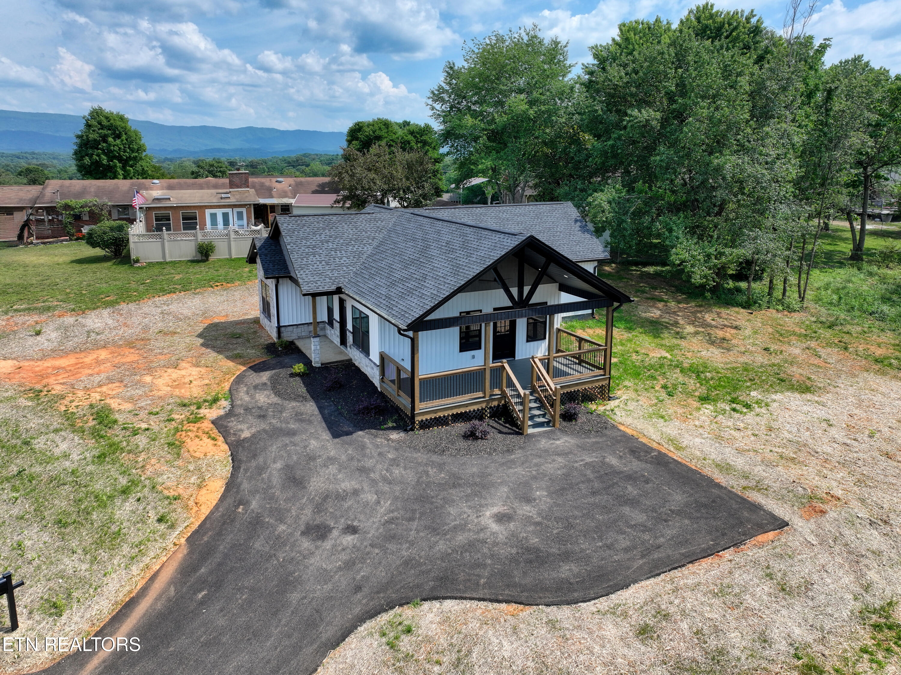 447 Cherokee Hills Road Seymour TN 37865