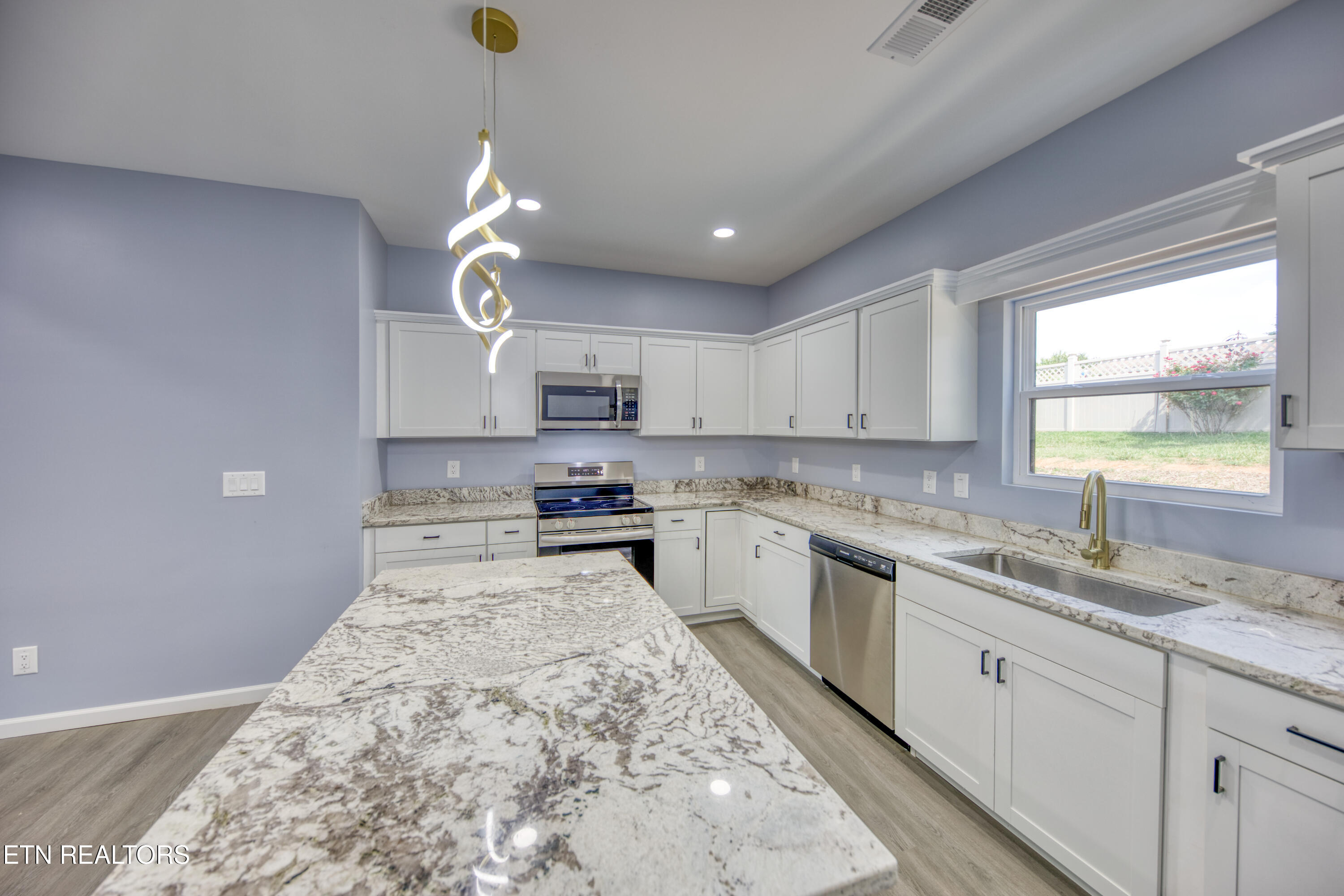 447 Cherokee Hills Road Seymour TN 37865