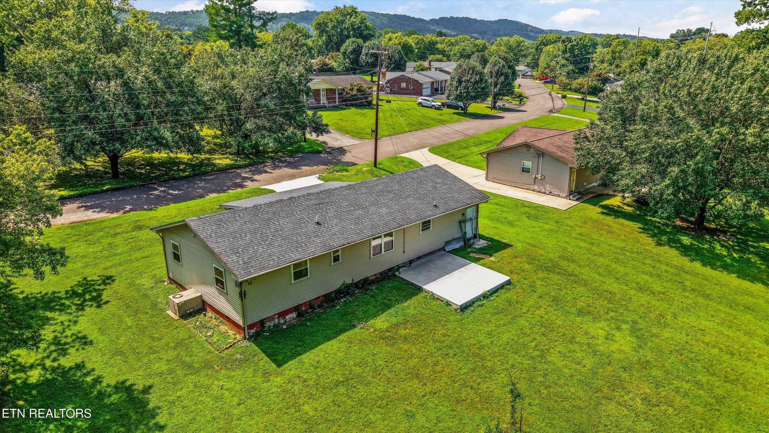 3625 N Fountaincrest Drive Knoxville TN 37918
