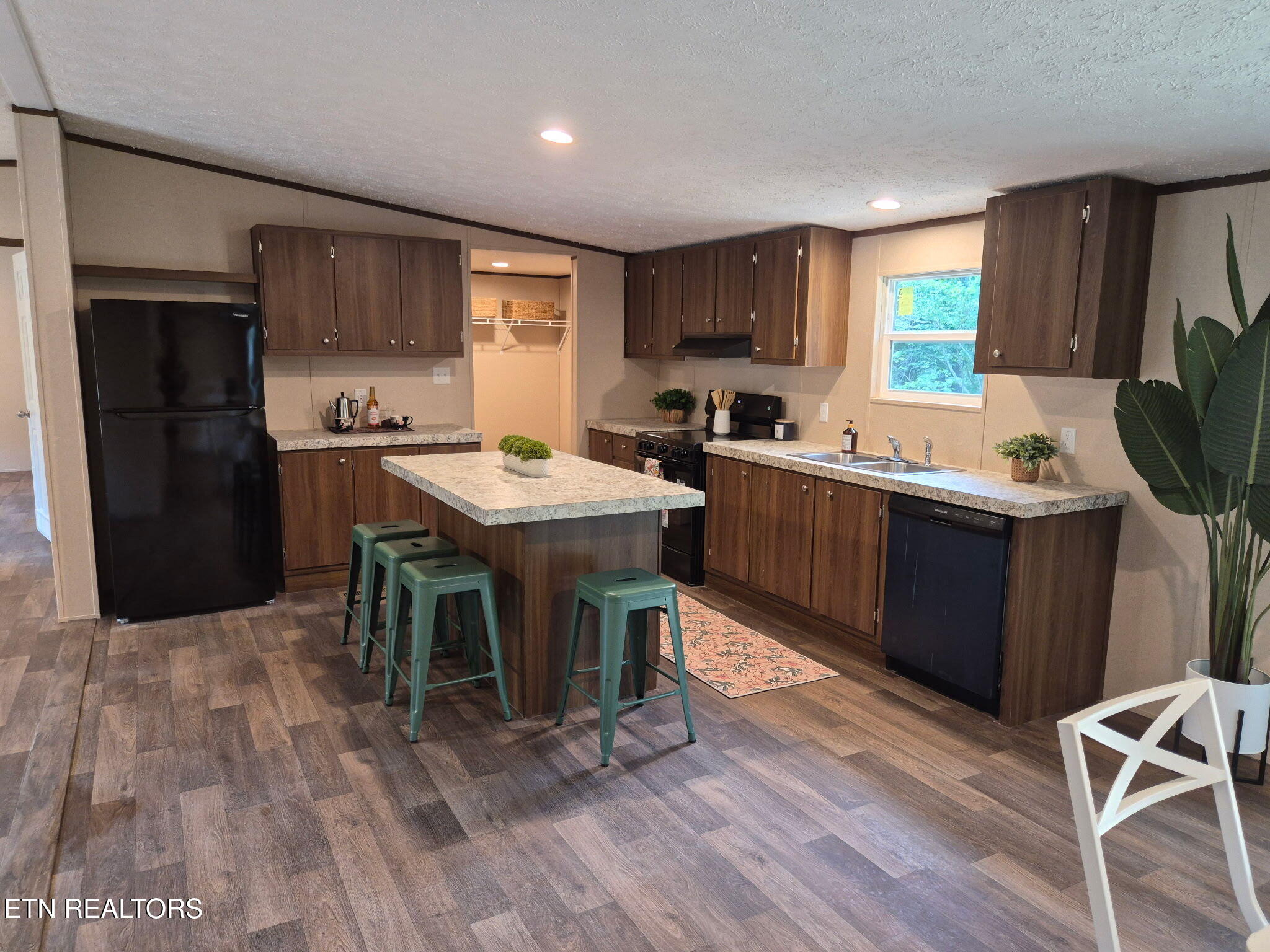 167 Balfour Drive Harriman TN 37748