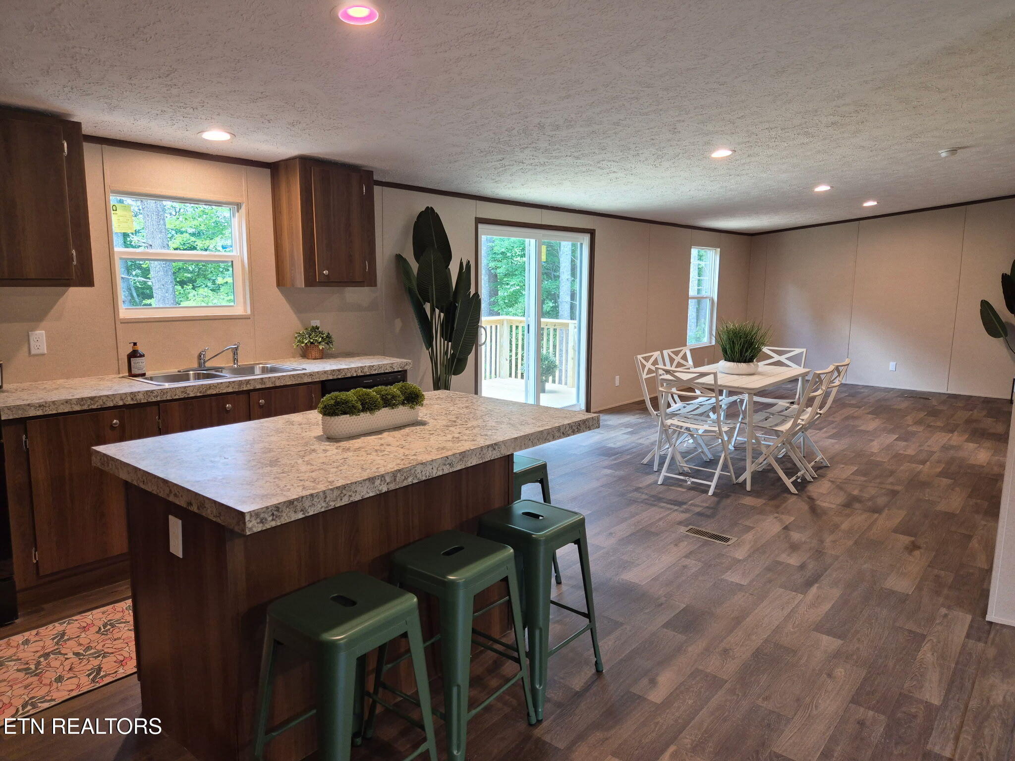 167 Balfour Drive Harriman TN 37748
