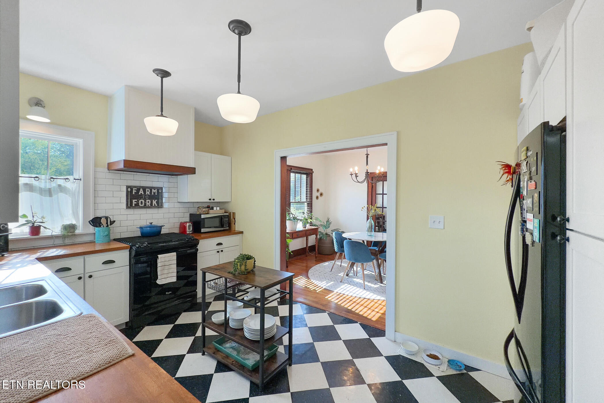 131 Pearson Avenue Knoxville TN 37920