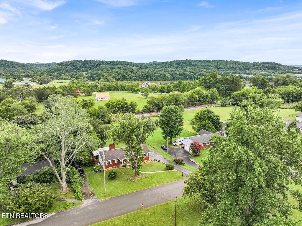 6332 Trailhead Circle Knoxville TN 37920