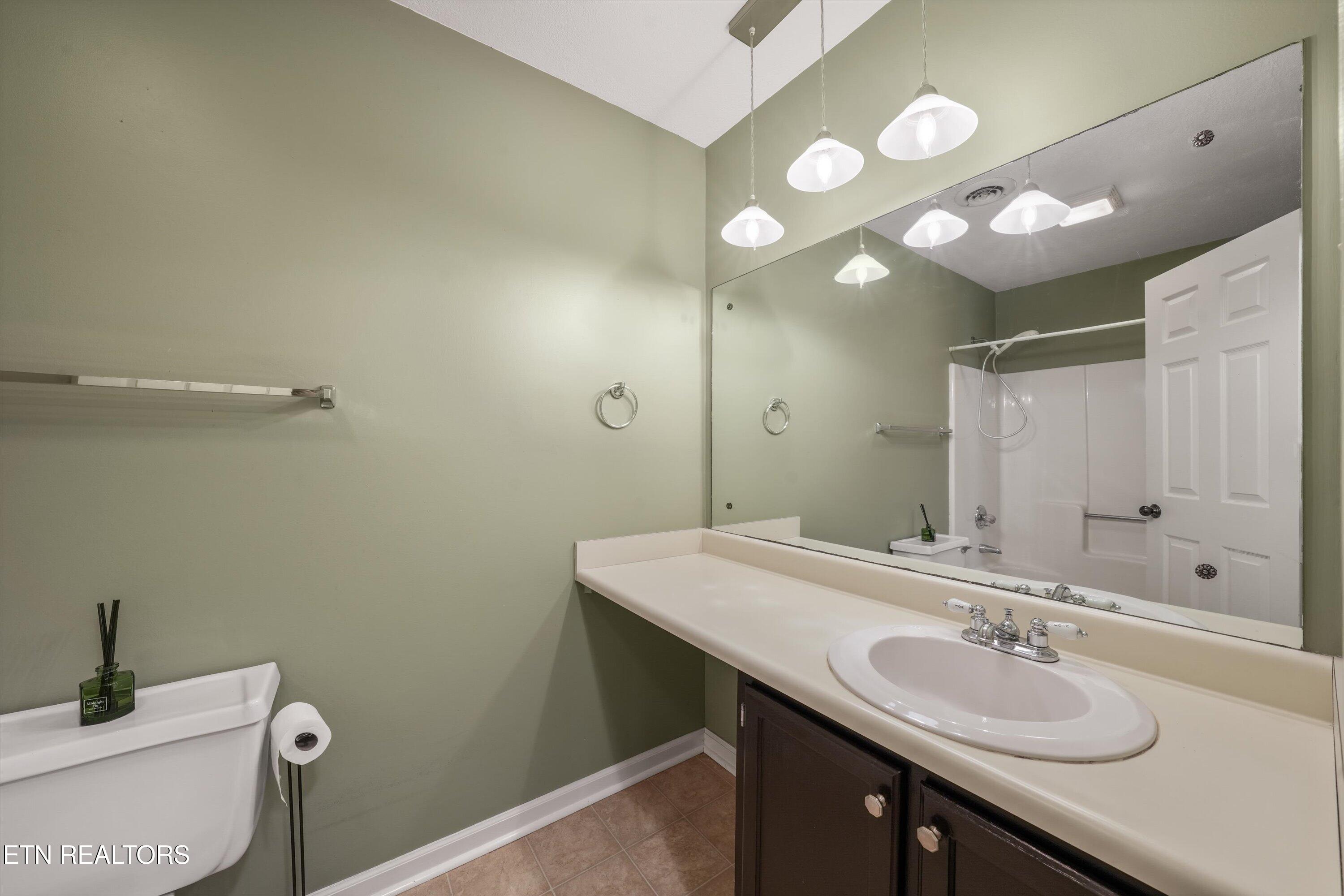 1304 Graycreek Lane Knoxville TN 37923