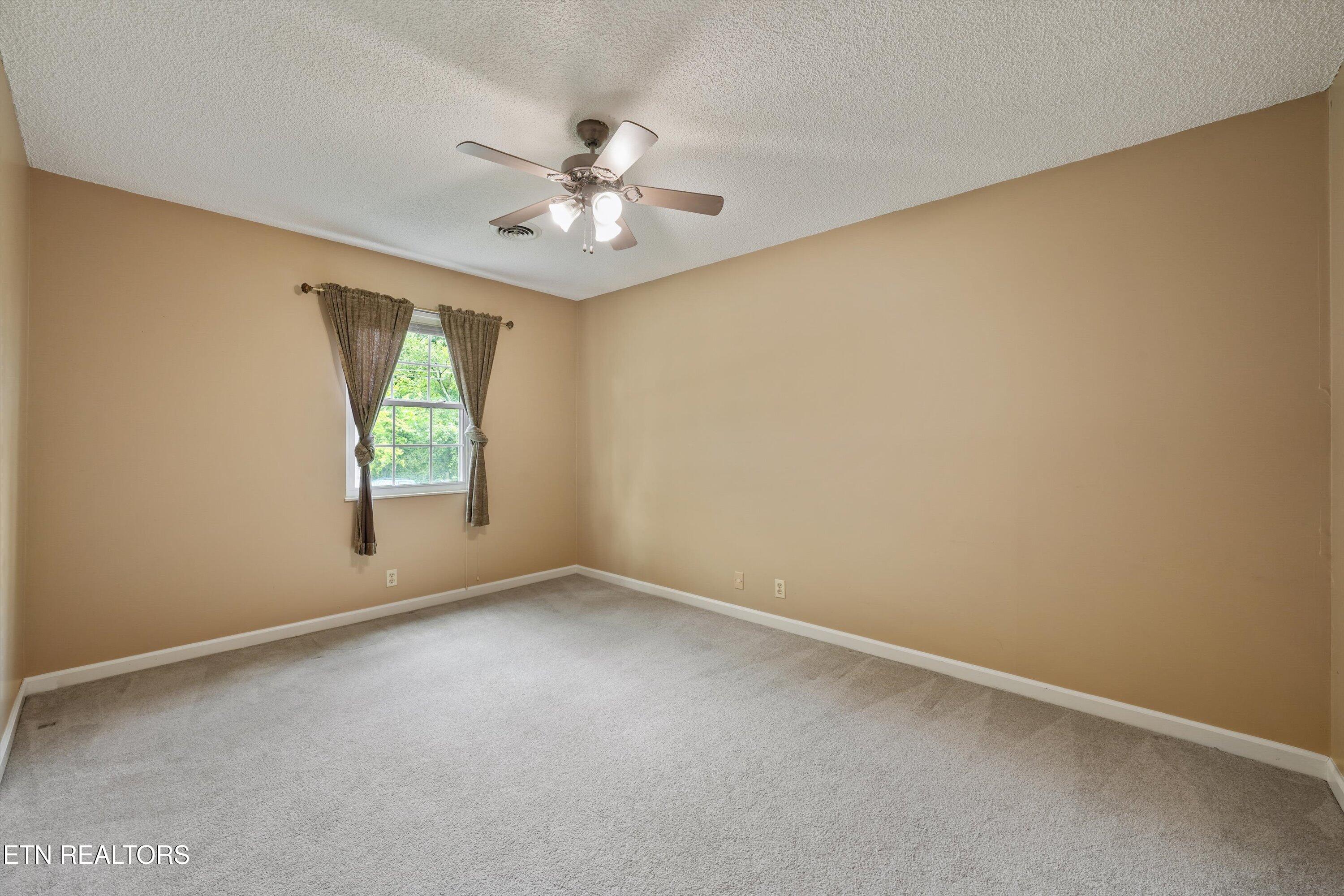 1304 Graycreek Lane Knoxville TN 37923