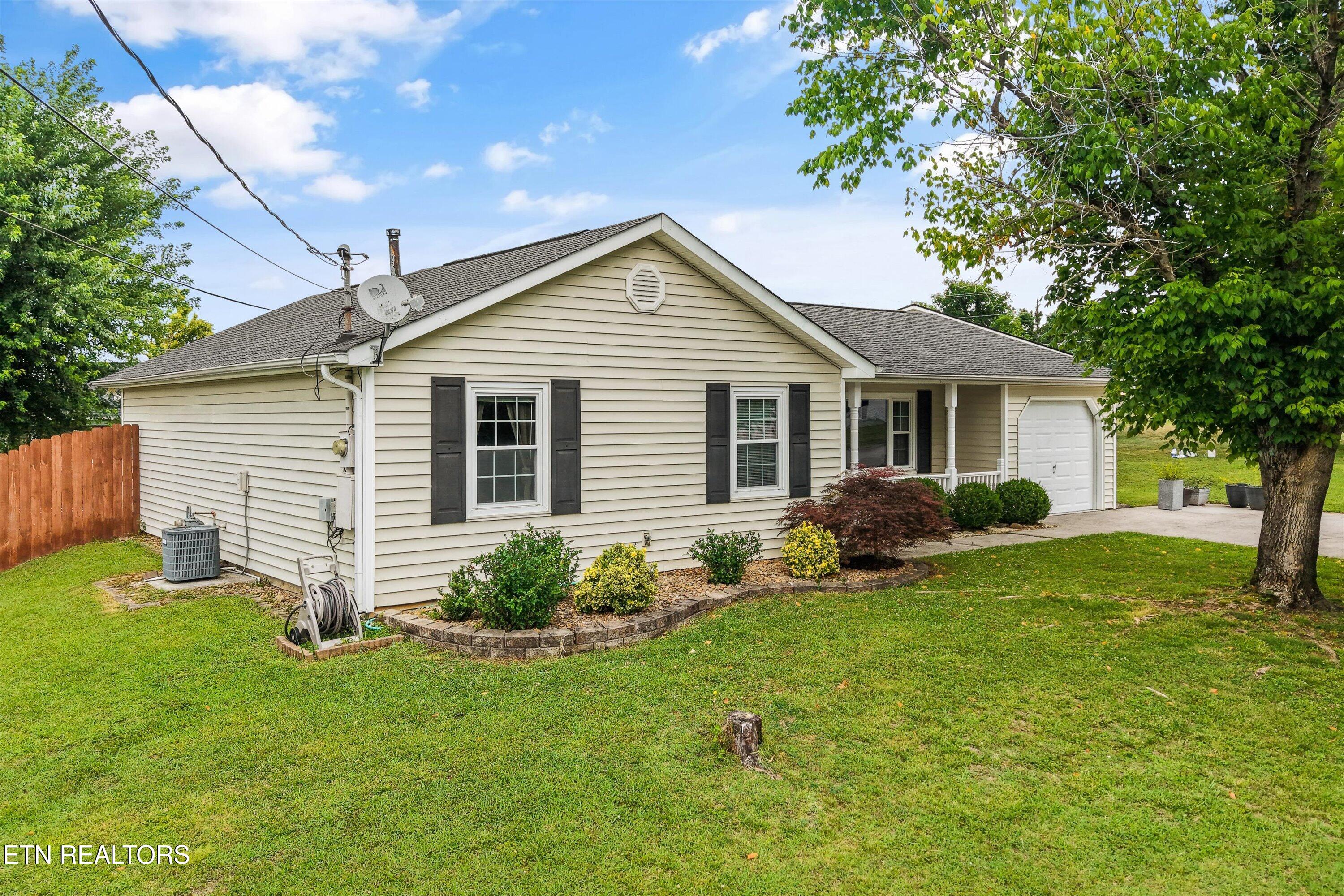 1304 Graycreek Lane Knoxville TN 37923