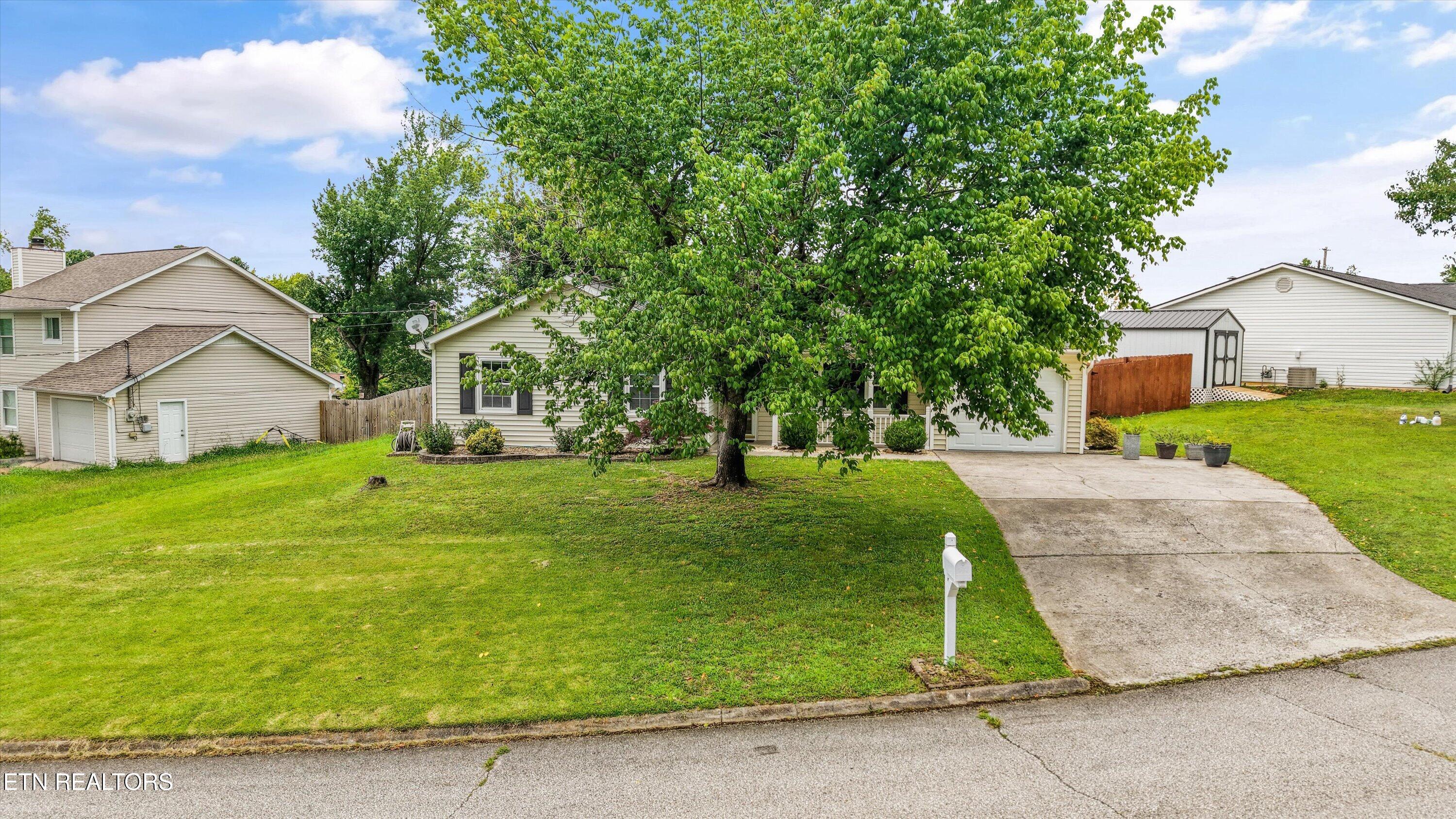 1304 Graycreek Lane Knoxville TN 37923