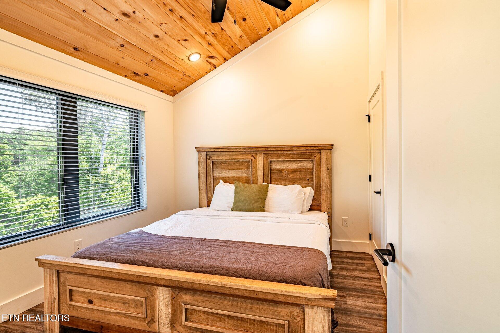 410 Compass Point Way Sevierville TN 37876