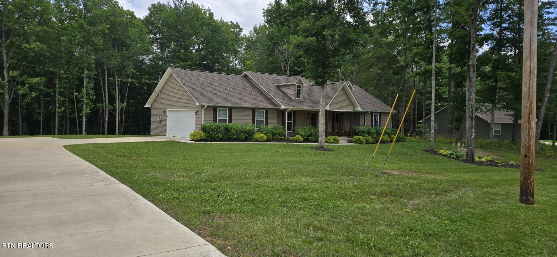 1149 Toomey Falls Road Oneida TN 37841