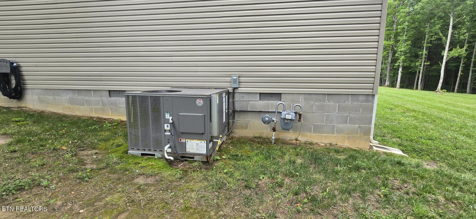 1149 Toomey Falls Road Oneida TN 37841
