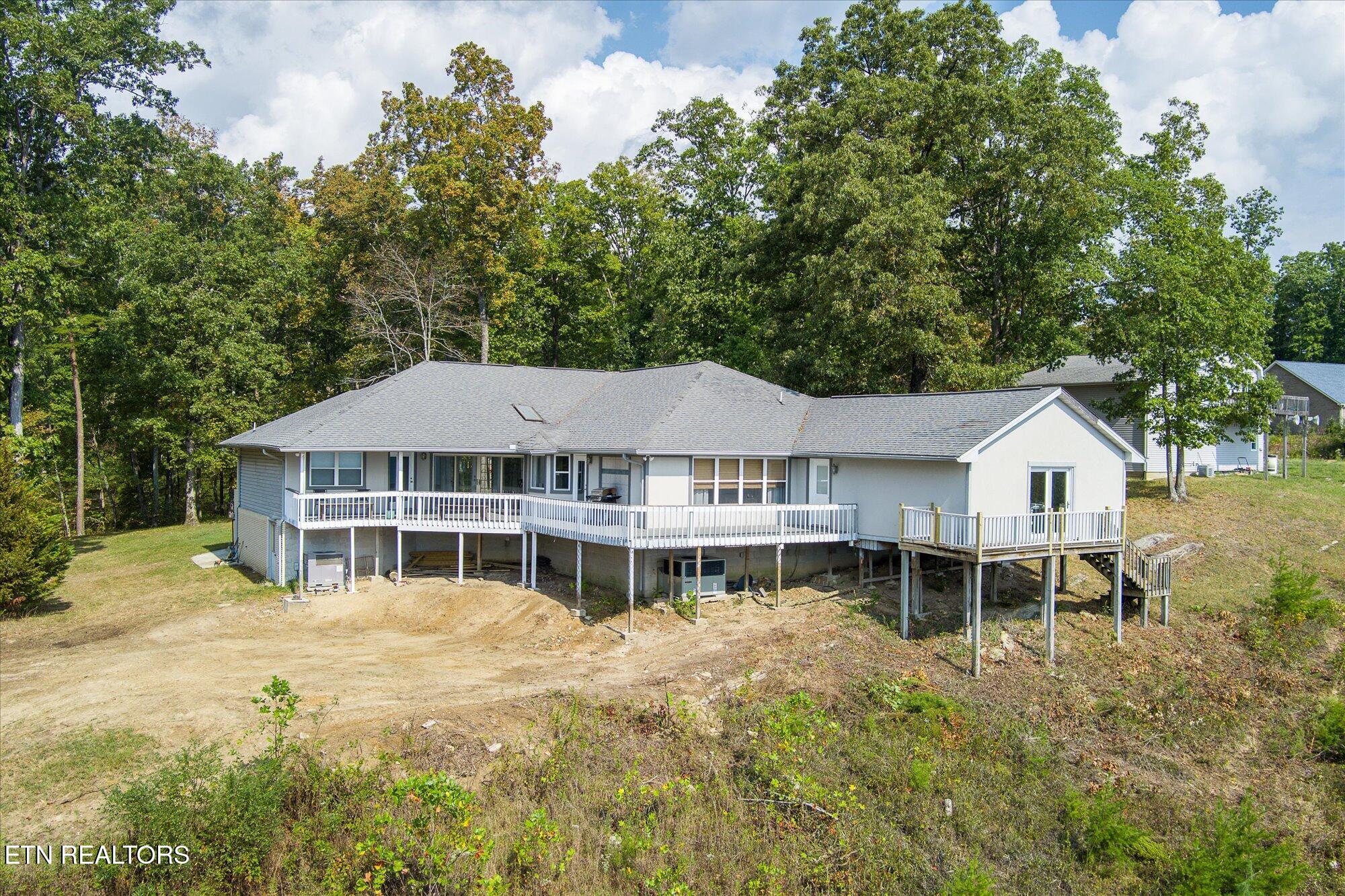 82 Browns Gap Road Crossville TN 38555