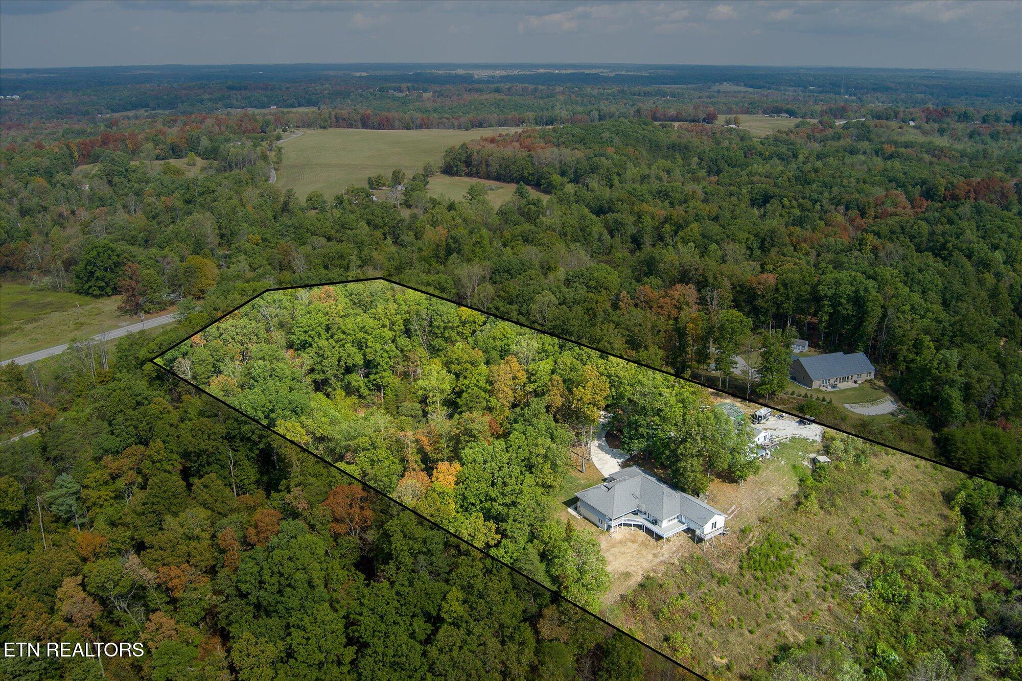 82 Browns Gap Road Crossville TN 38555