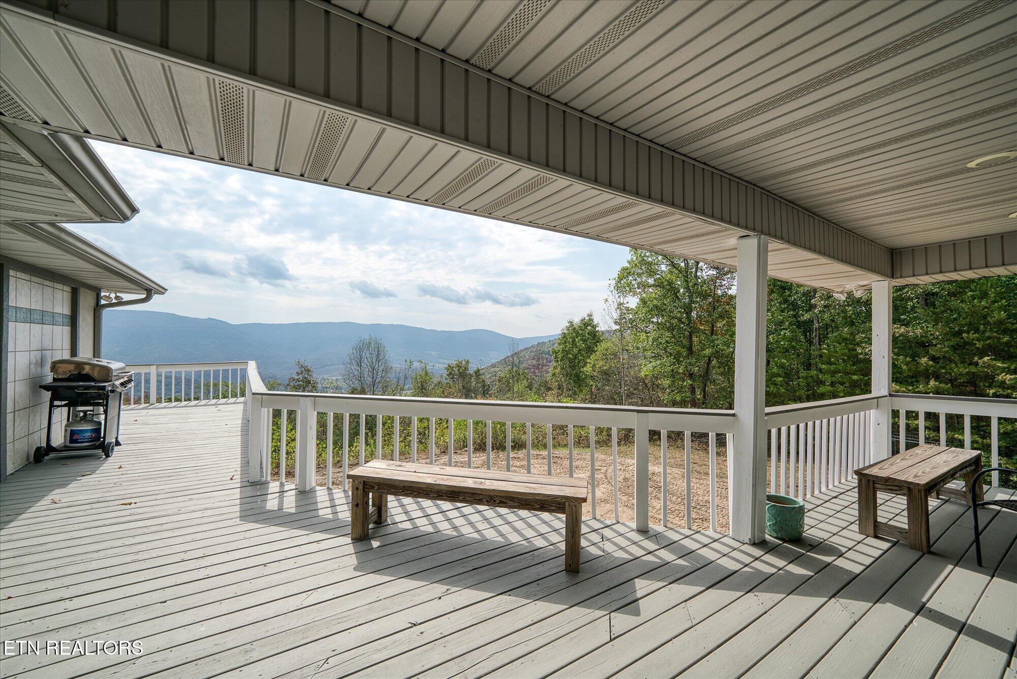 82 Browns Gap Road Crossville TN 38555