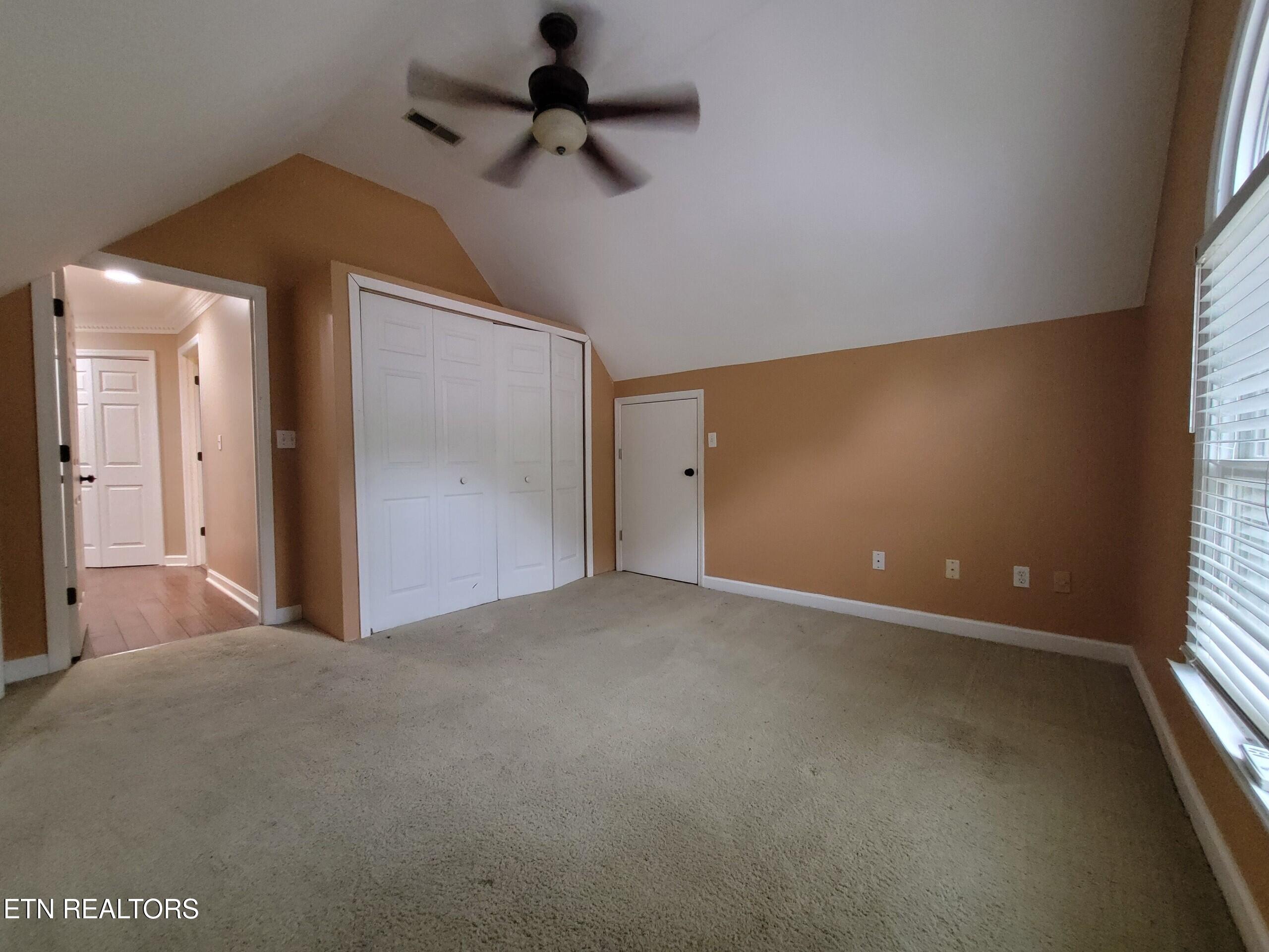 8542 Oxford Drive Knoxville TN 37922