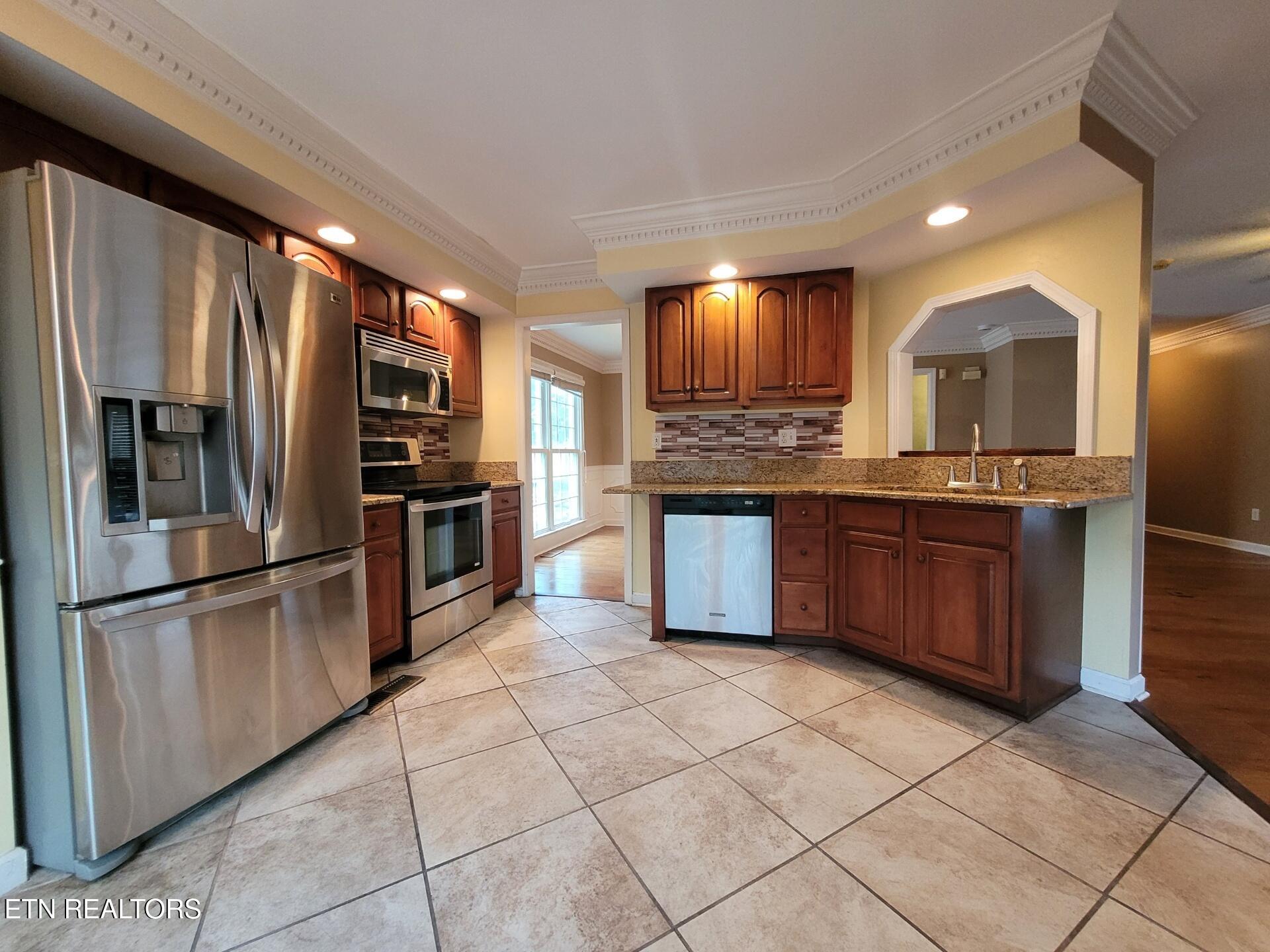 8542 Oxford Drive Knoxville TN 37922