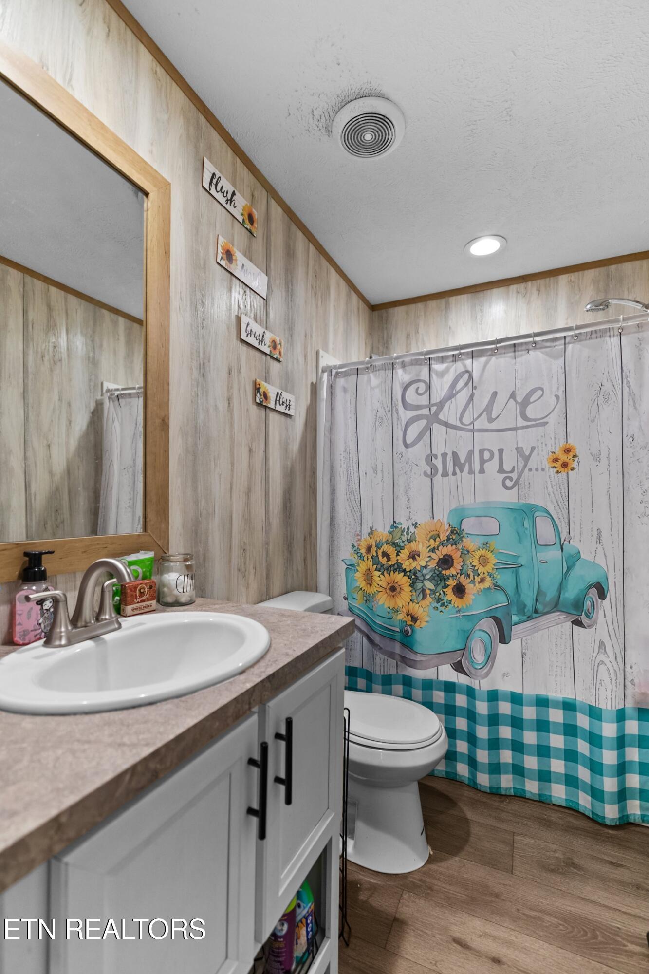 612 Grassy Valley Road Whitesburg TN 37891