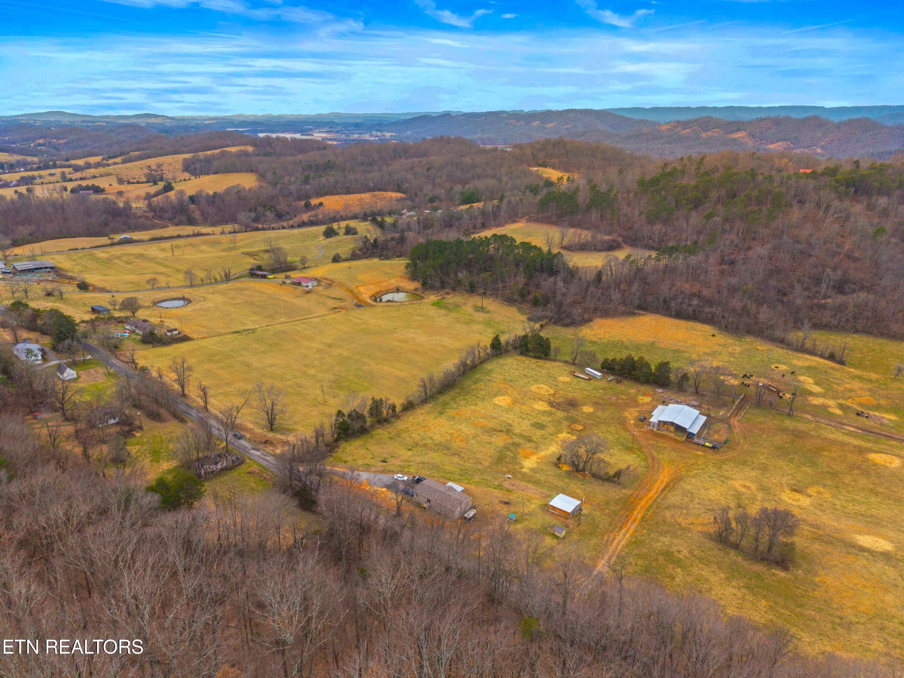 612 Grassy Valley Road Whitesburg TN 37891