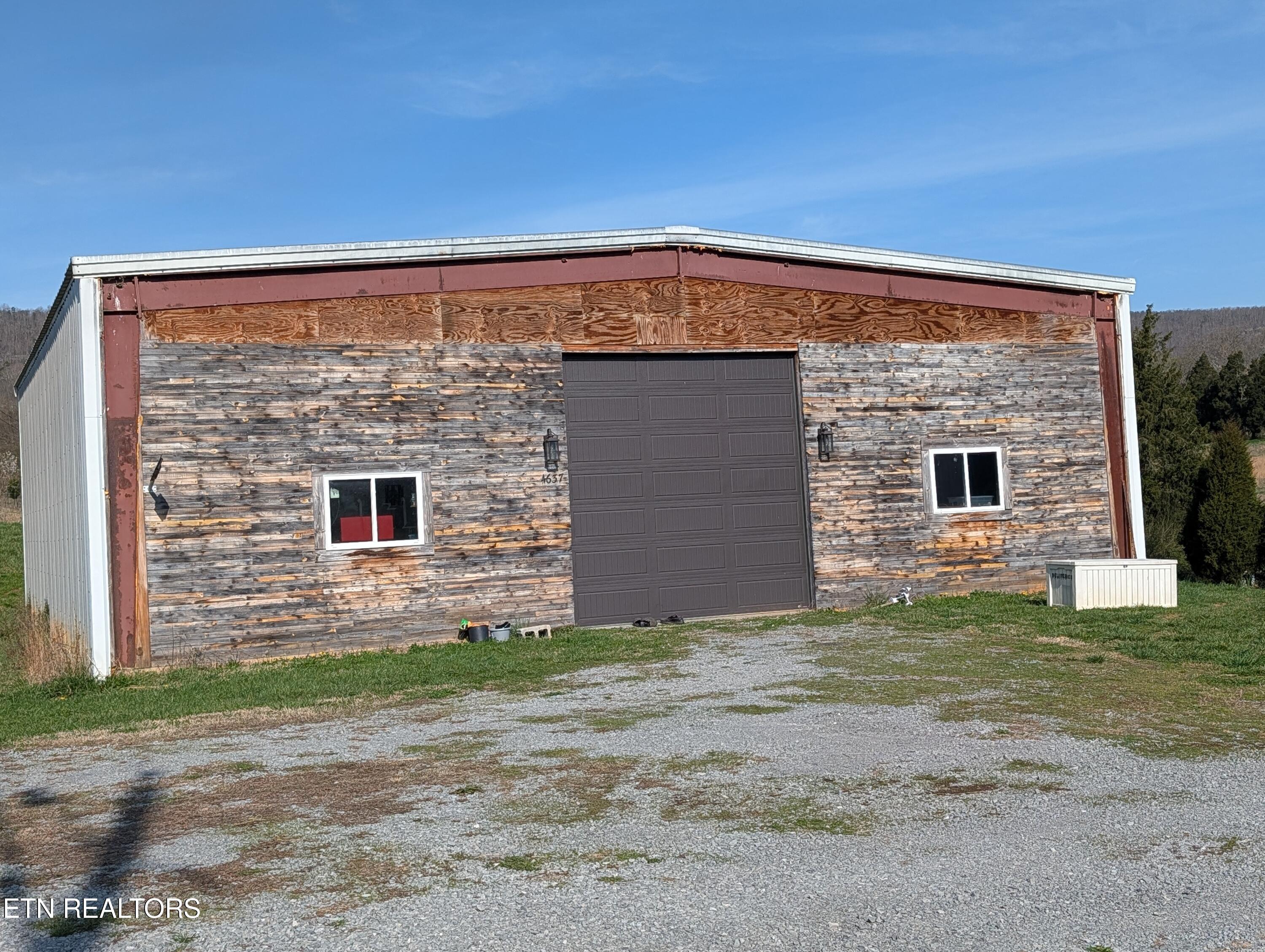 4637 Ideal Valley Road Spring City TN 37381