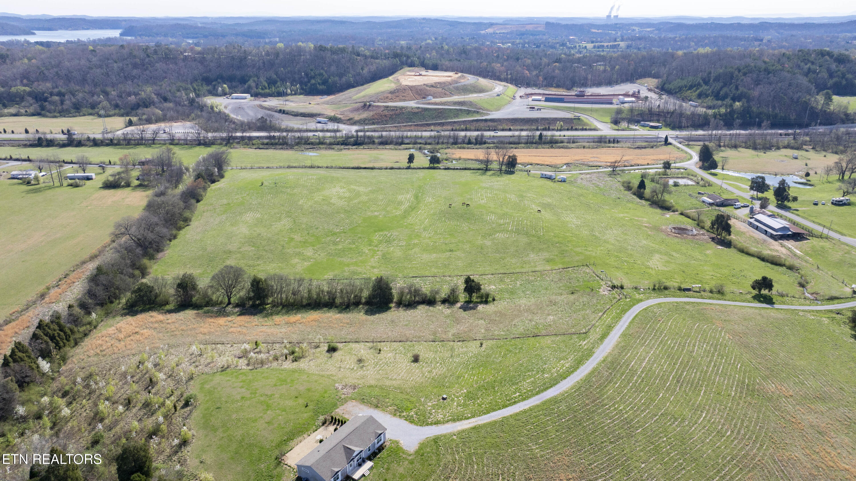 4637 Ideal Valley Road Spring City TN 37381