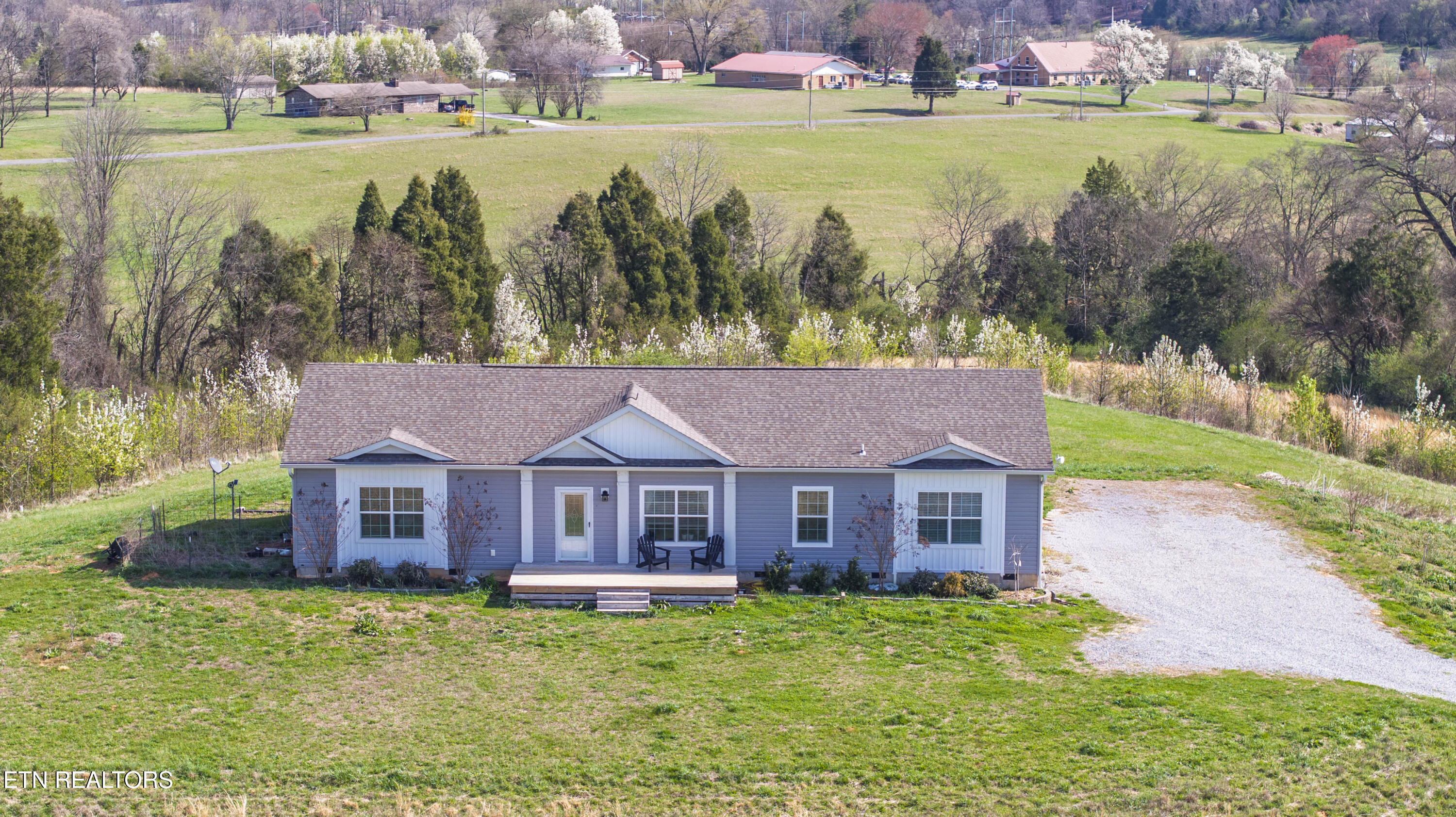 4637 Ideal Valley Road Spring City TN 37381