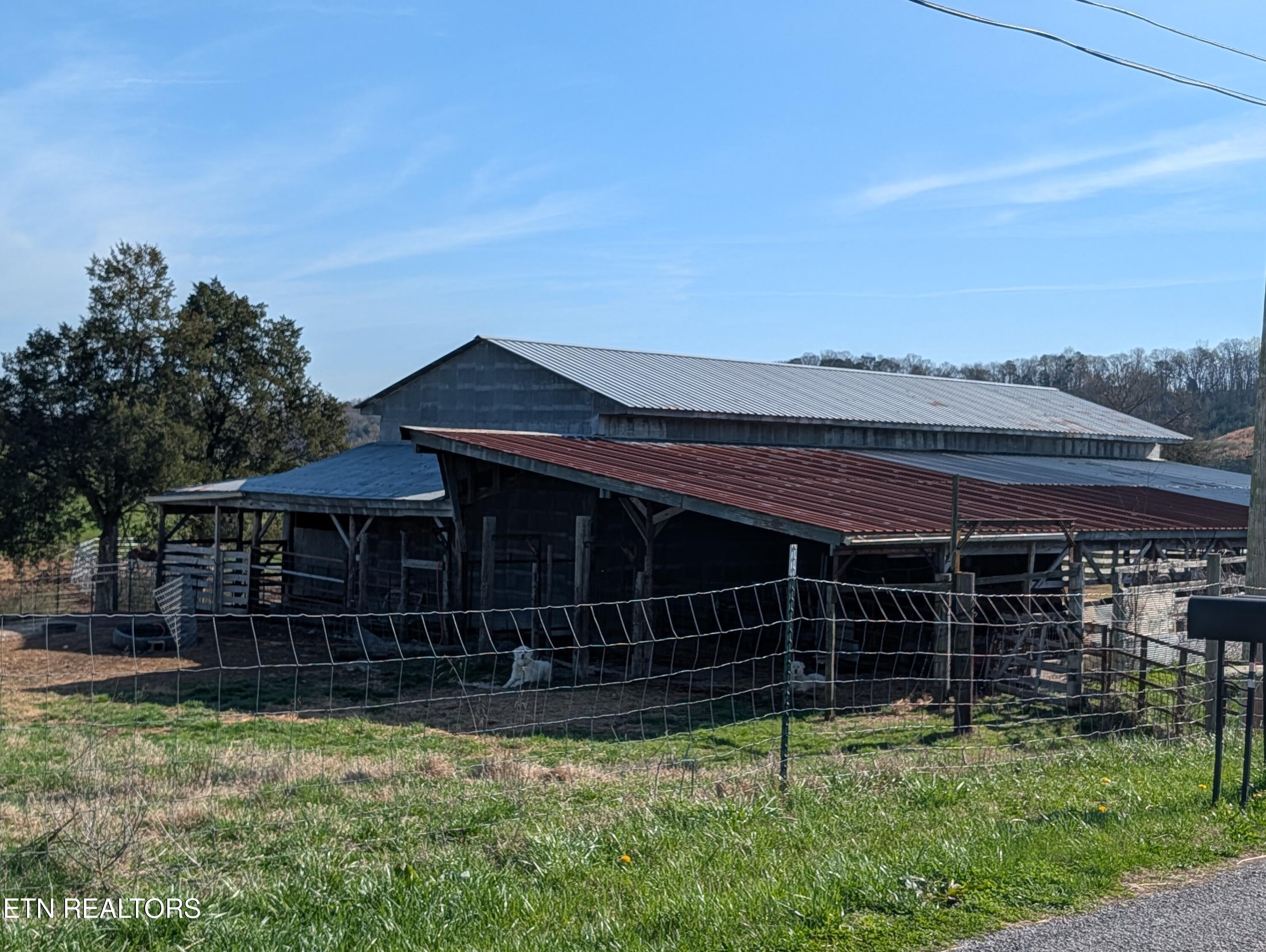 4637 Ideal Valley Road Spring City TN 37381
