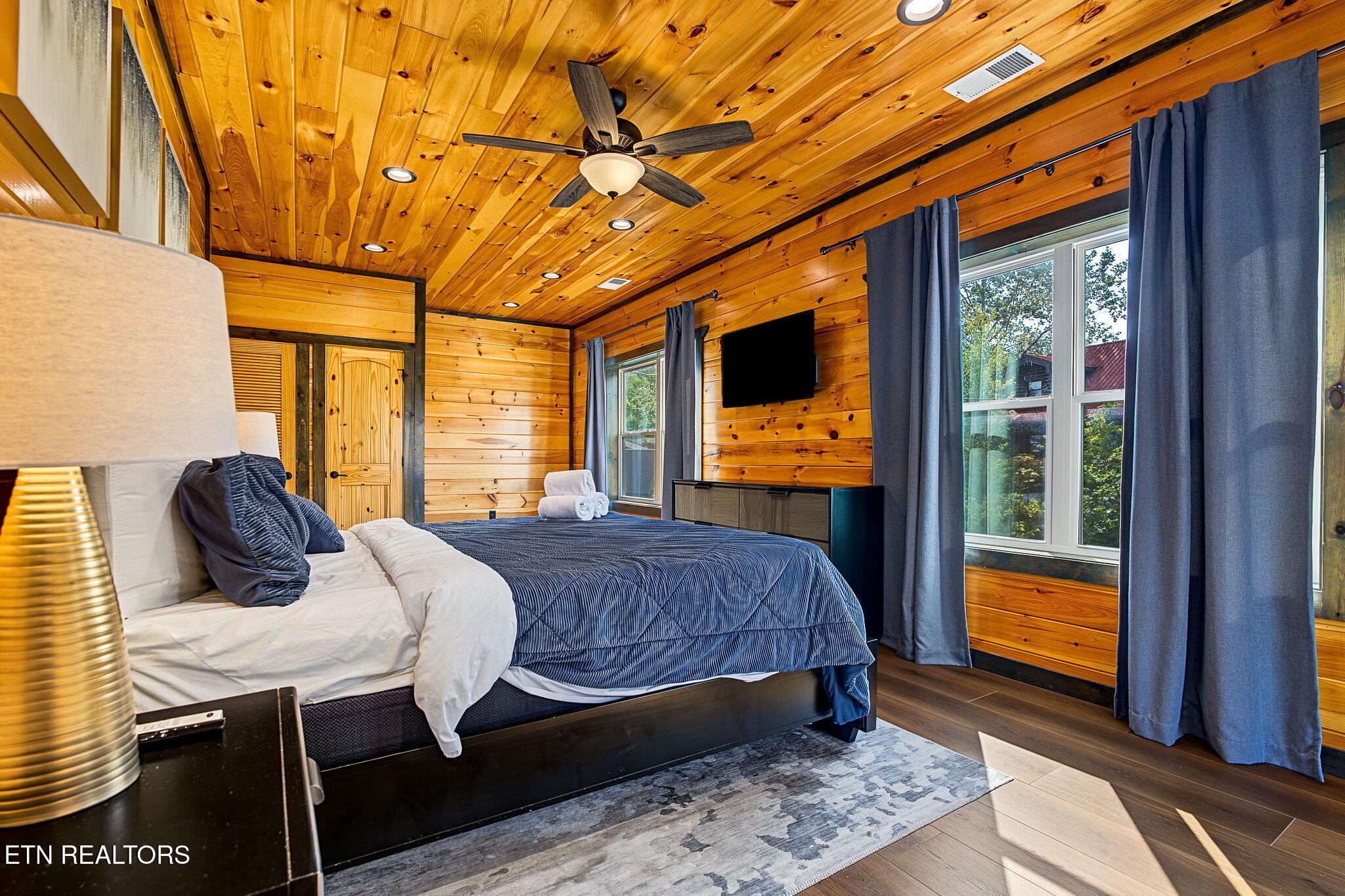 1864 Blue Tick Way Sevierville TN 37876